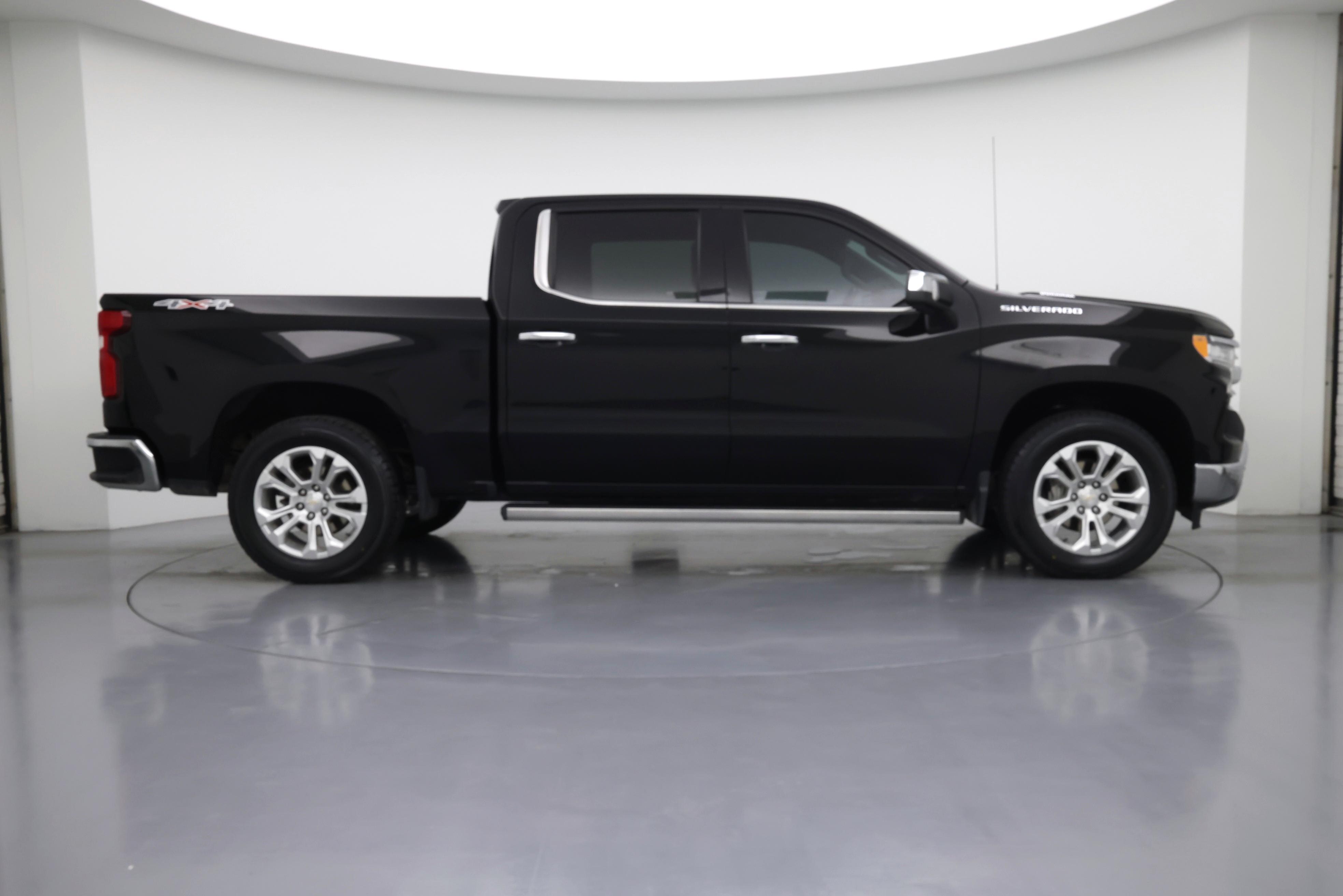 Thumbnail: 2023 Chevrolet Silverado 1500 - 7