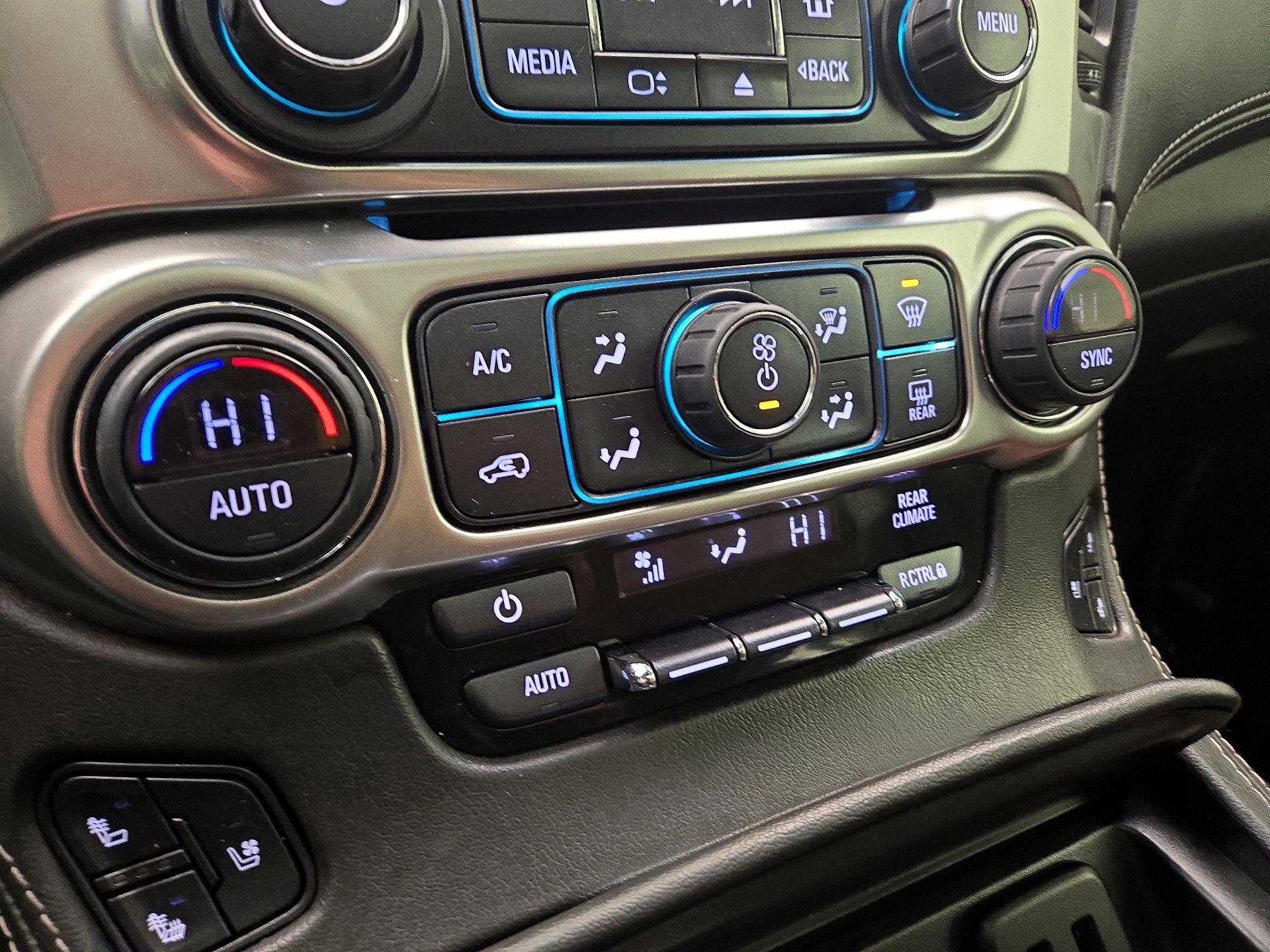 Thumbnail: 2020 Chevrolet Suburban - 17