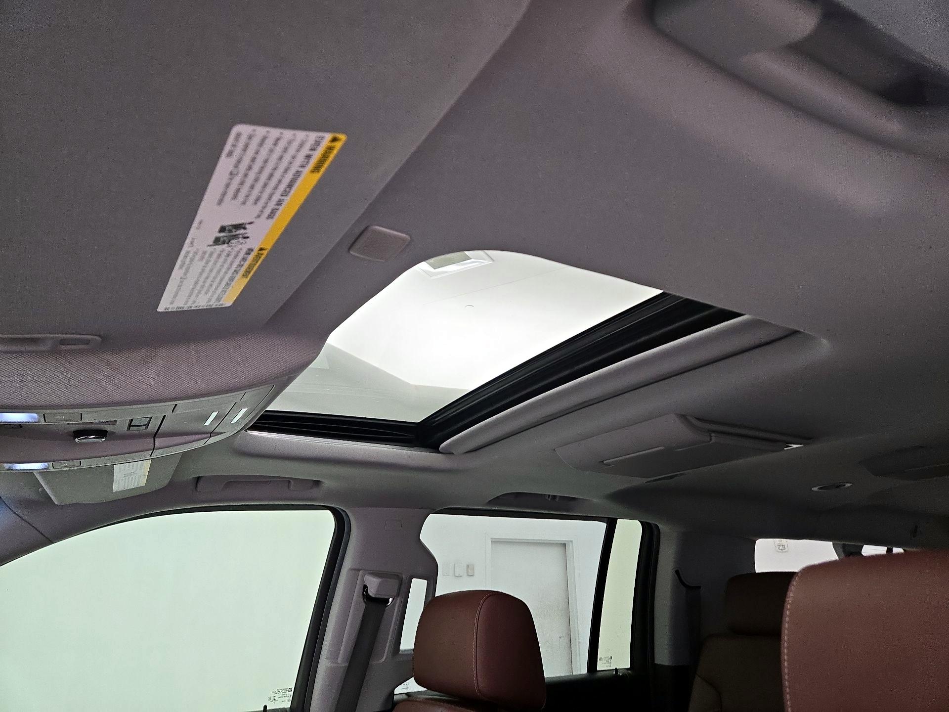 Thumbnail: 2020 Chevrolet Suburban - 20