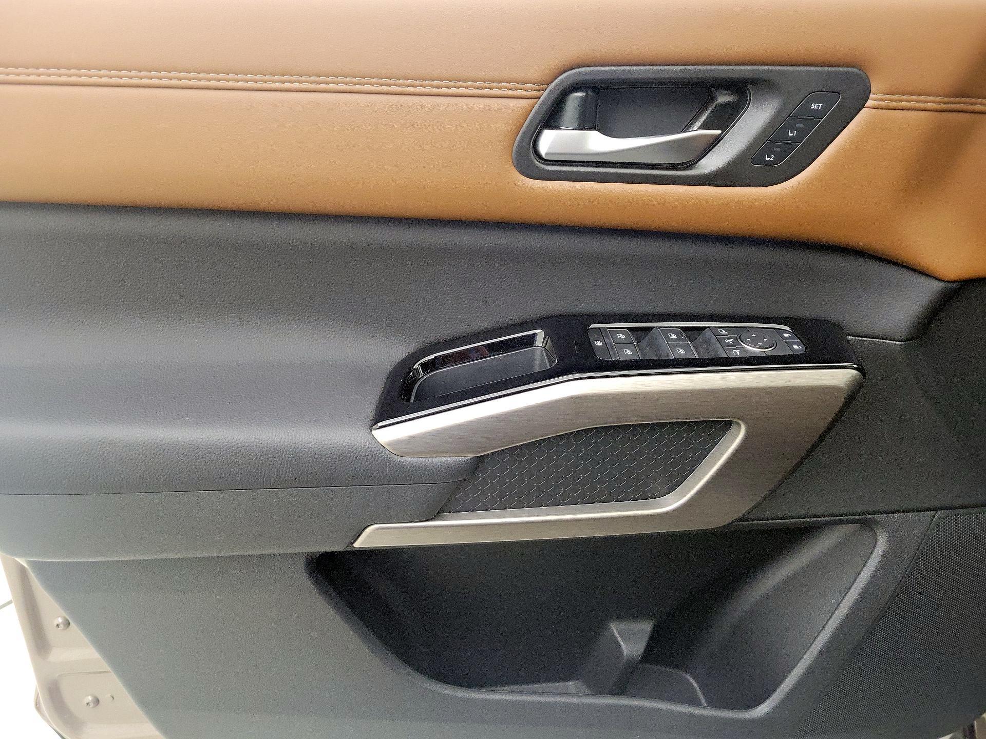 Thumbnail: 2024 Nissan Pathfinder - 12