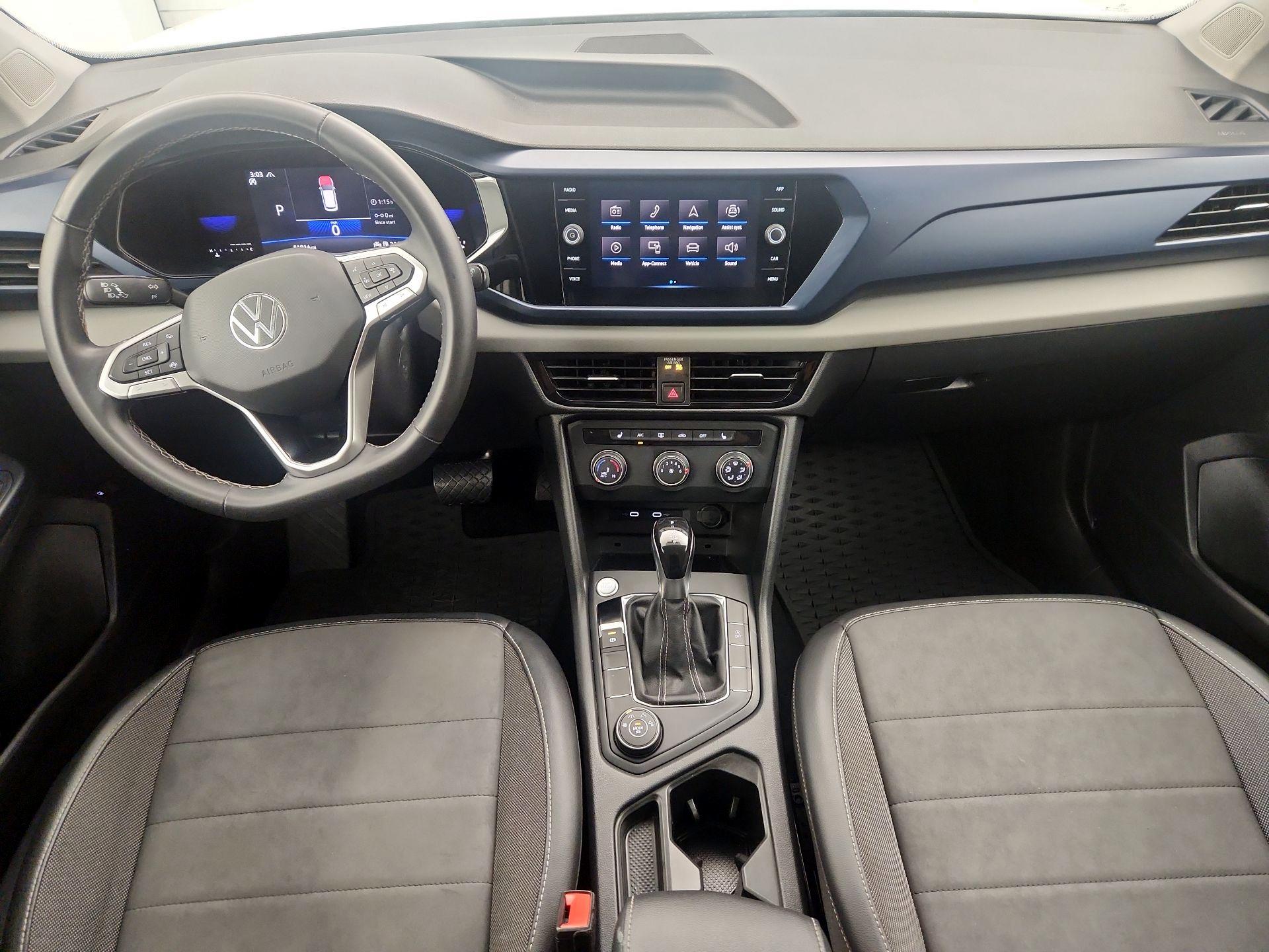 Thumbnail: 2022 Volkswagen Taos - 9