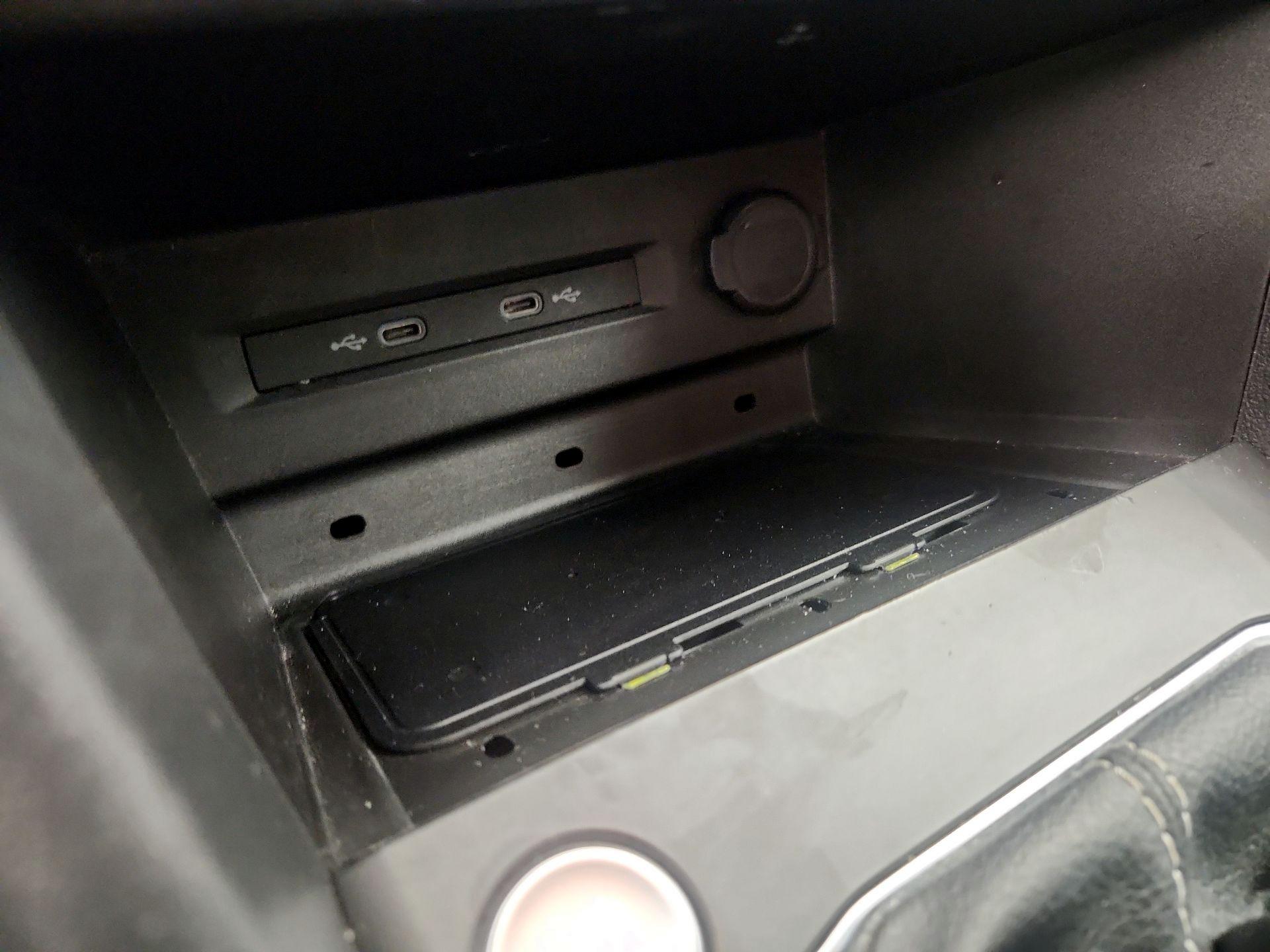 Thumbnail: 2022 Volkswagen Taos - 18