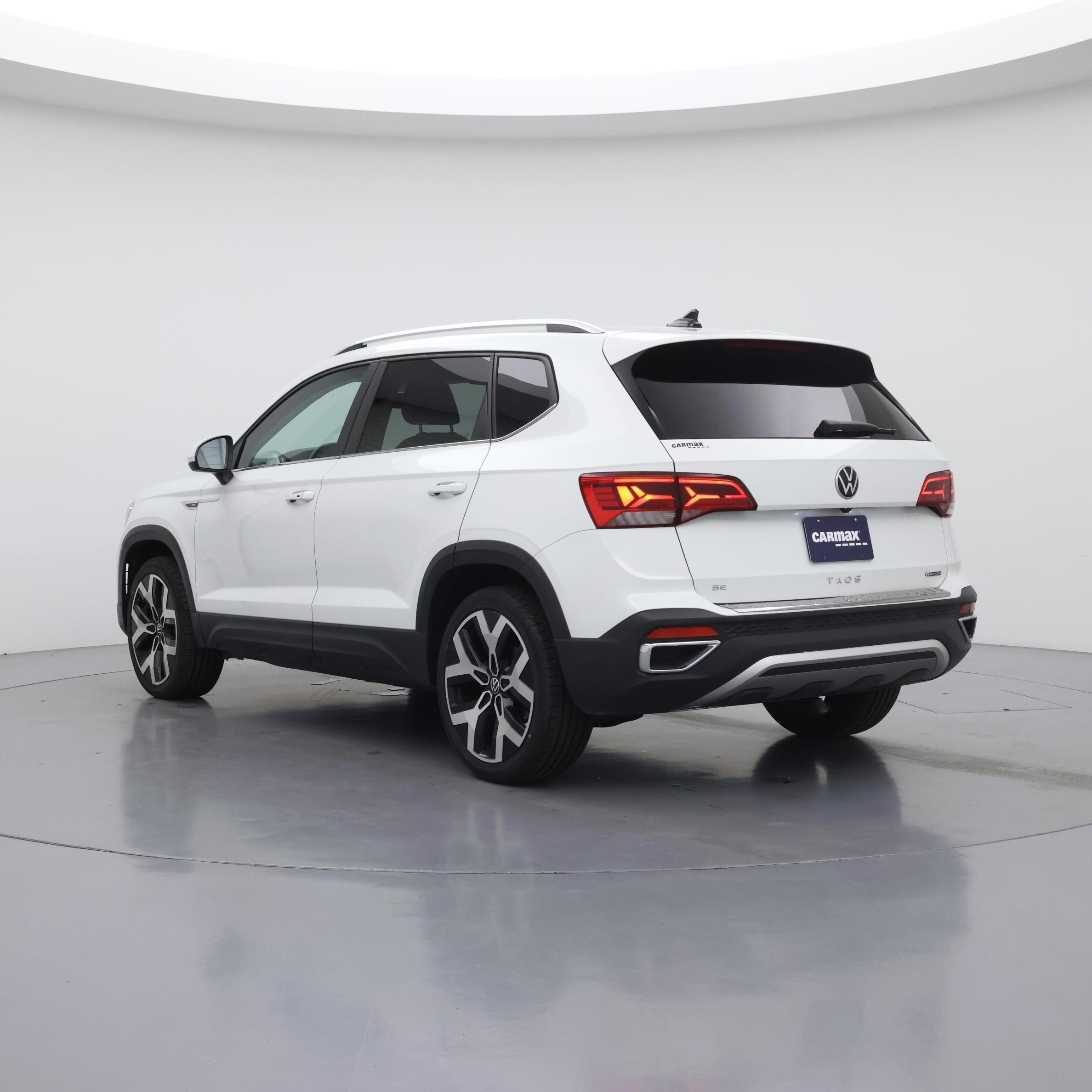 Thumbnail: 2022 Volkswagen Taos - 2