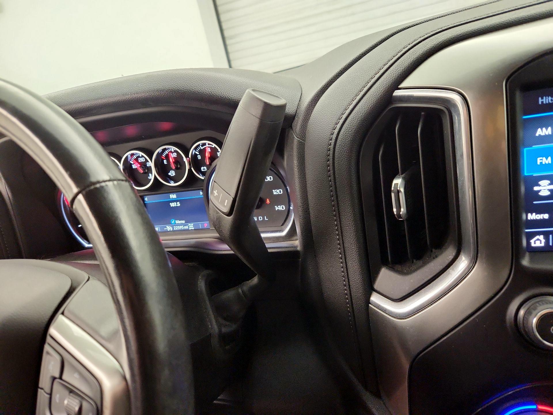 Thumbnail: 2021 Chevrolet Silverado 1500 - 17