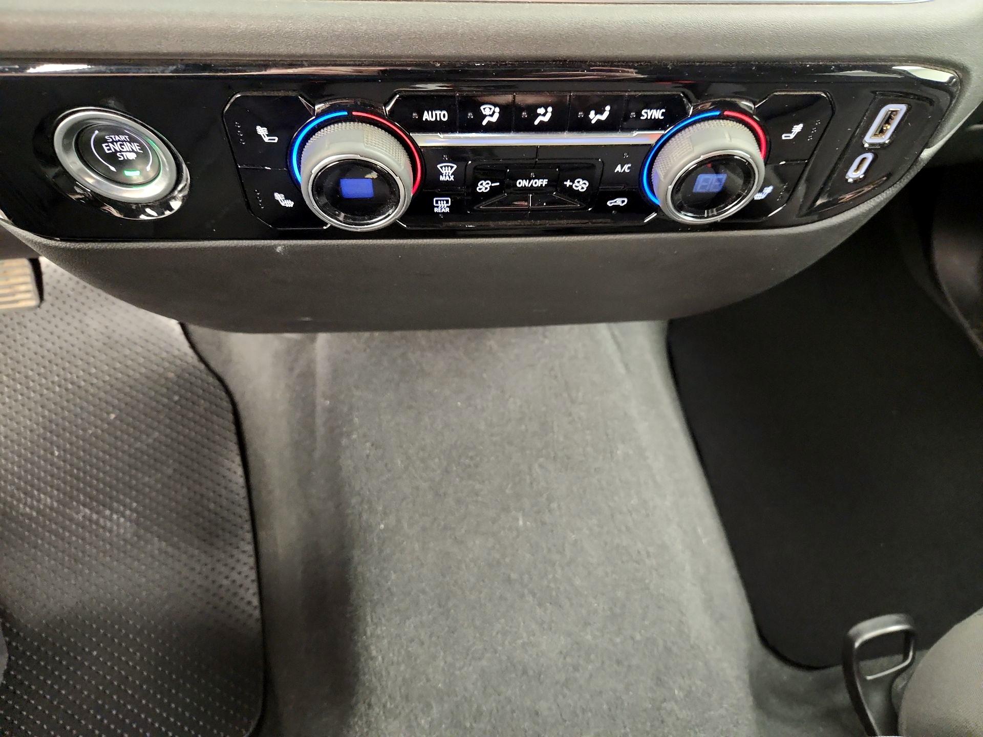 Thumbnail: 2023 Chevrolet Silverado 1500 - 16