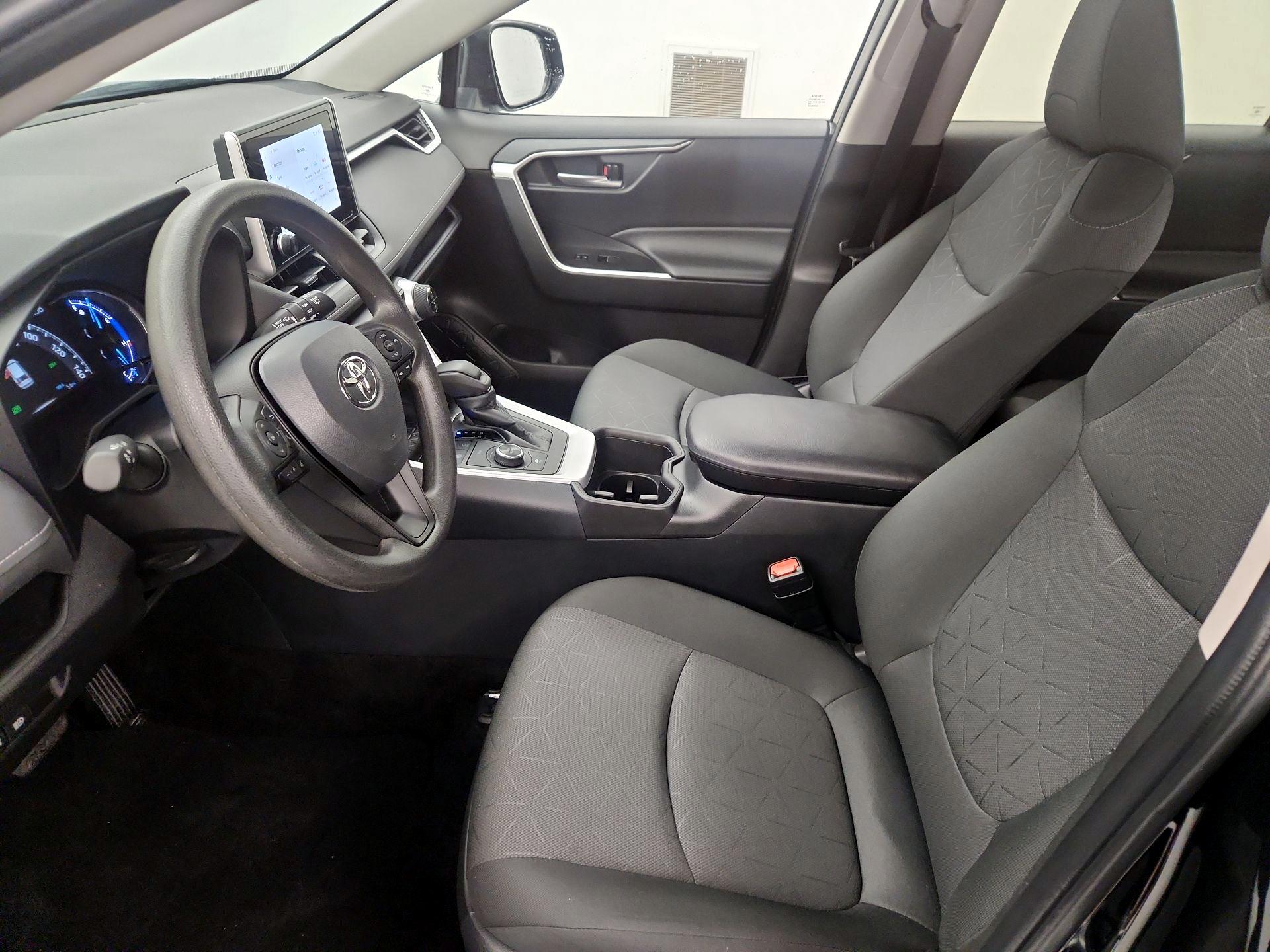 Thumbnail: 2024 Toyota RAV4 - 11