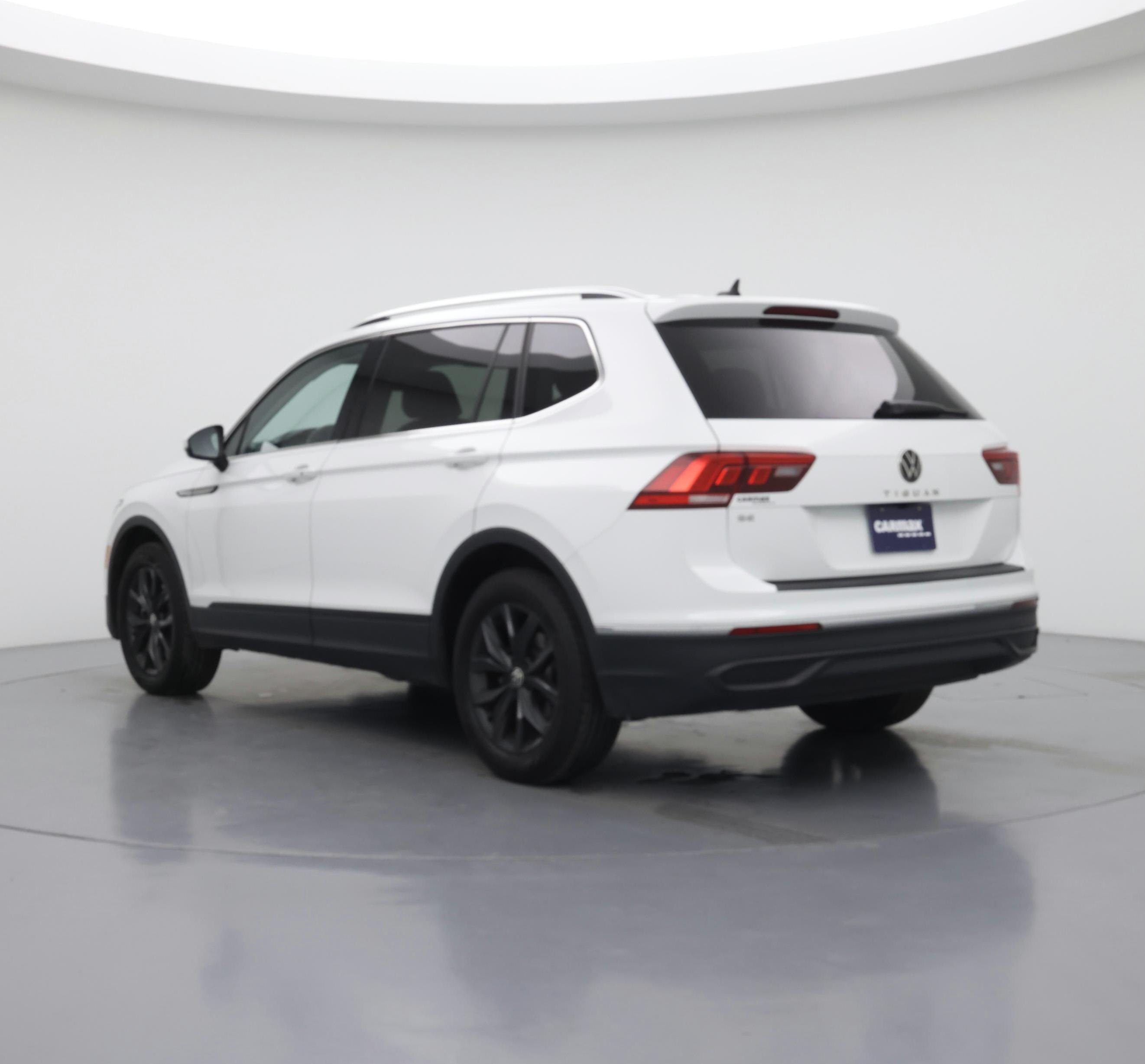 Thumbnail: 2024 Volkswagen Tiguan - 2