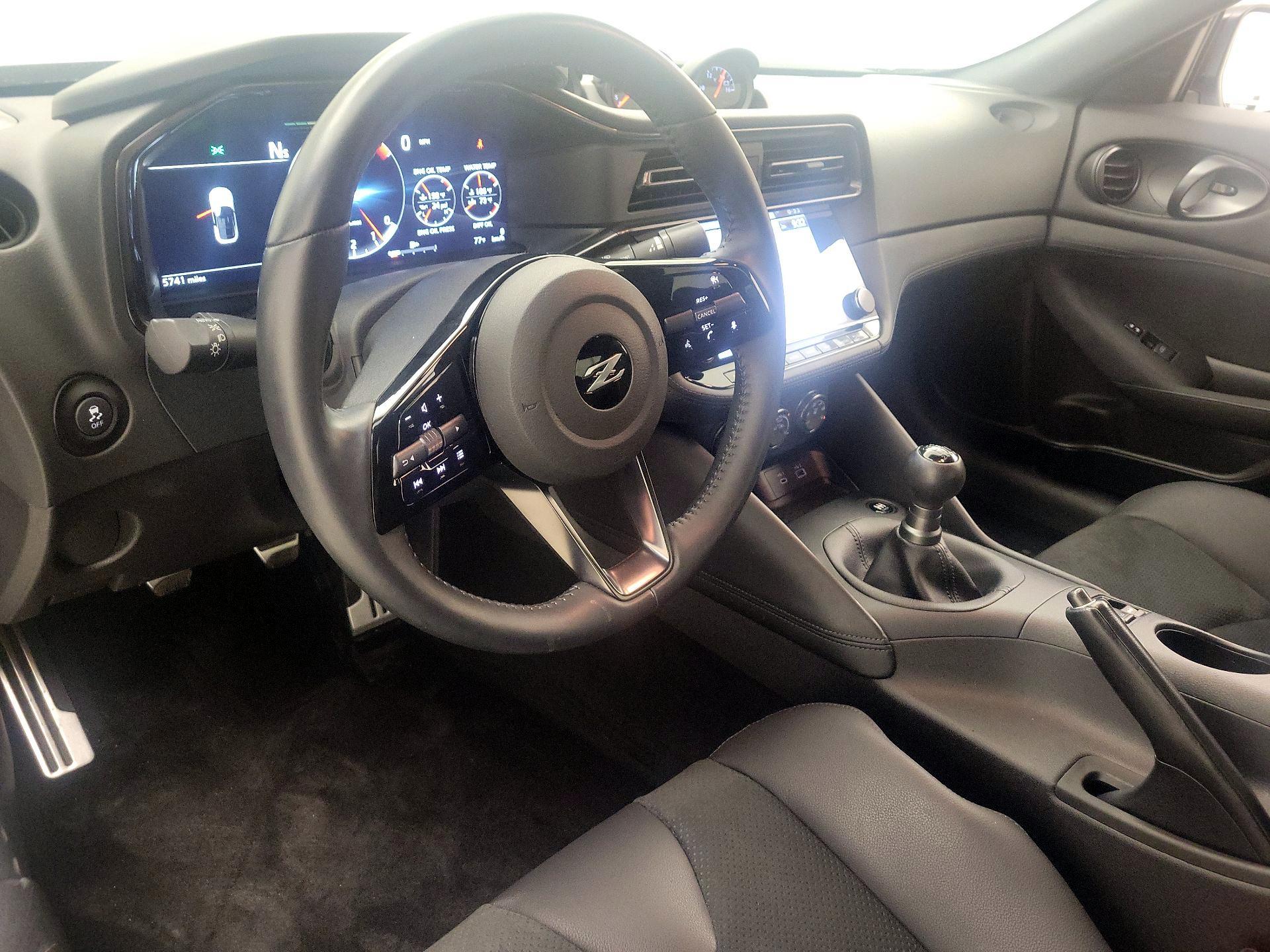 Thumbnail: 2024 Nissan Z - 9