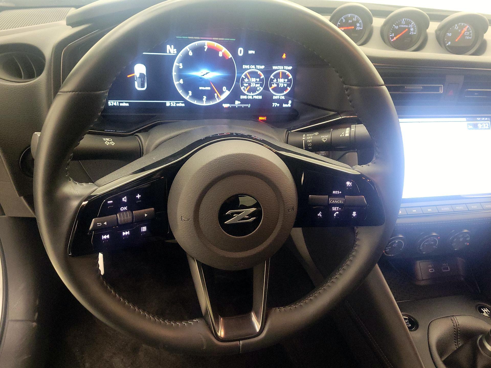 Thumbnail: 2024 Nissan Z - 10