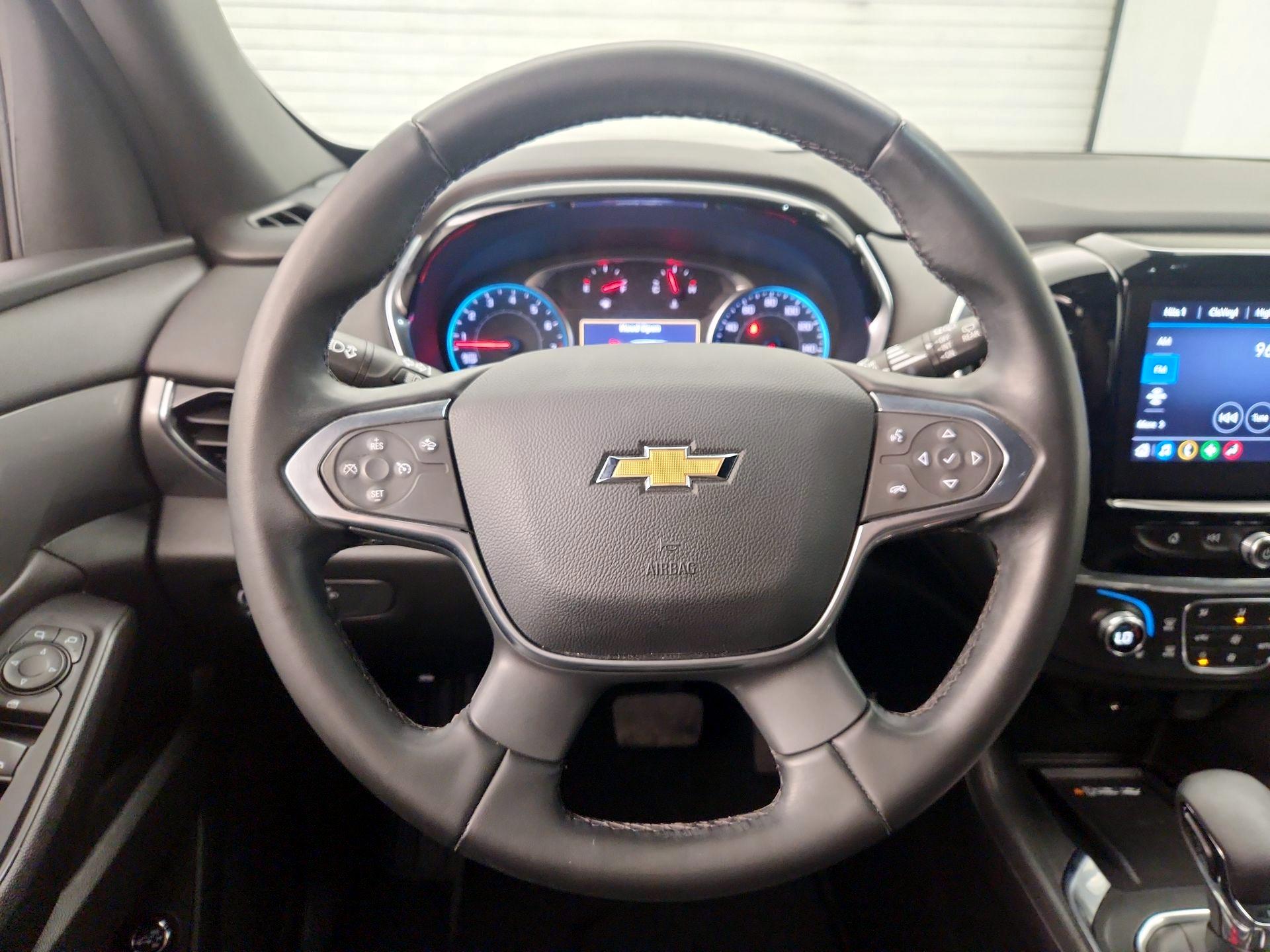 Thumbnail: 2023 Chevrolet Traverse - 10