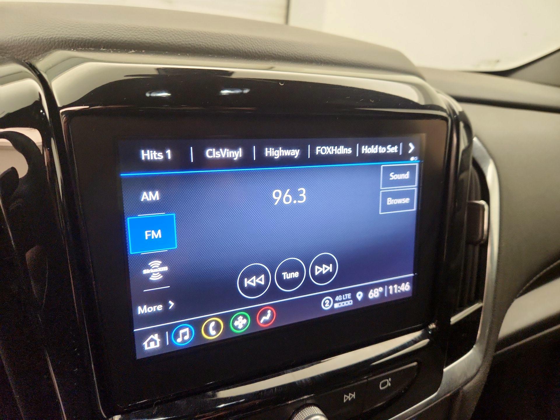 Thumbnail: 2023 Chevrolet Traverse - 15