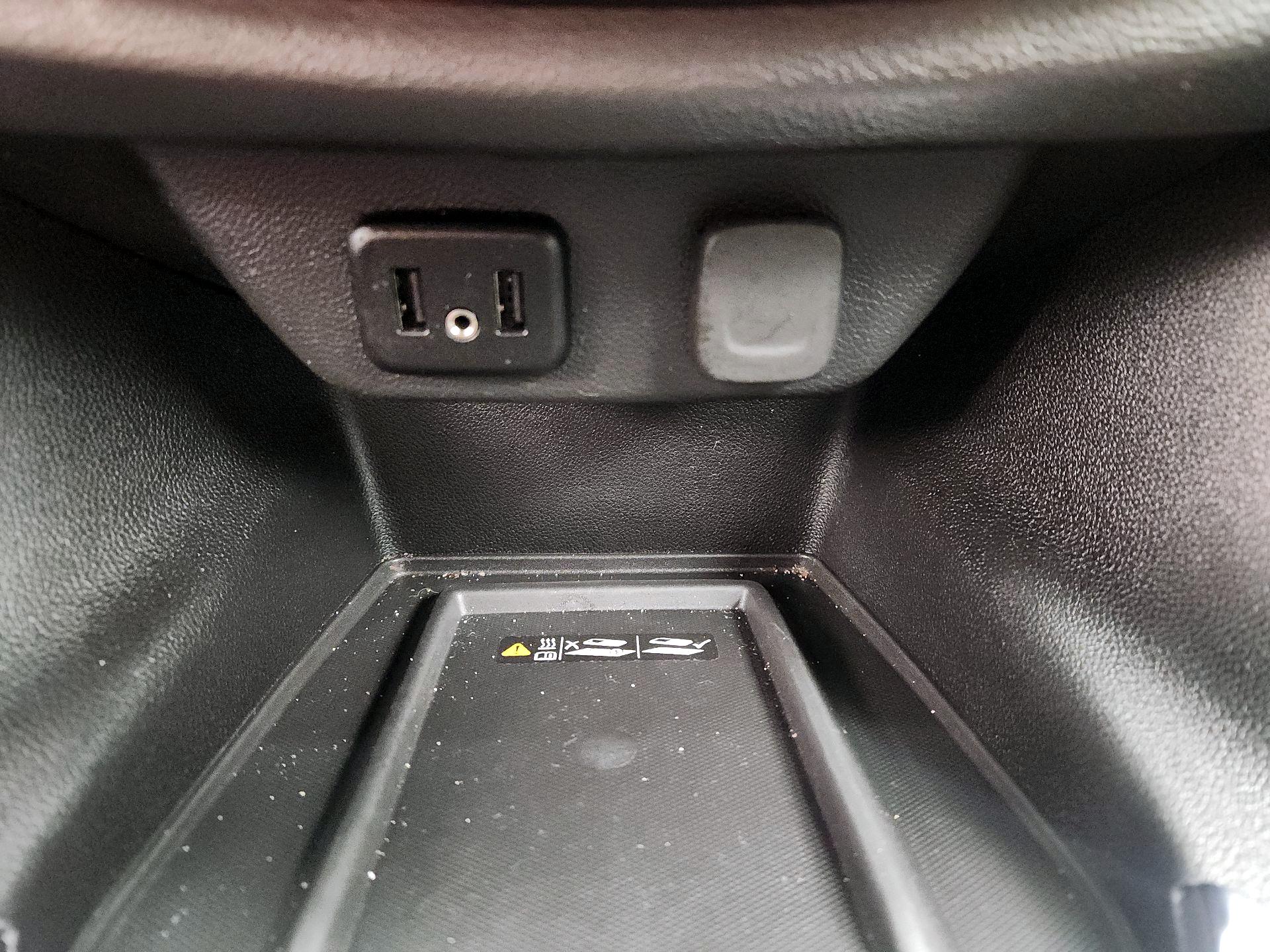 Thumbnail: 2023 Chevrolet Traverse - 18