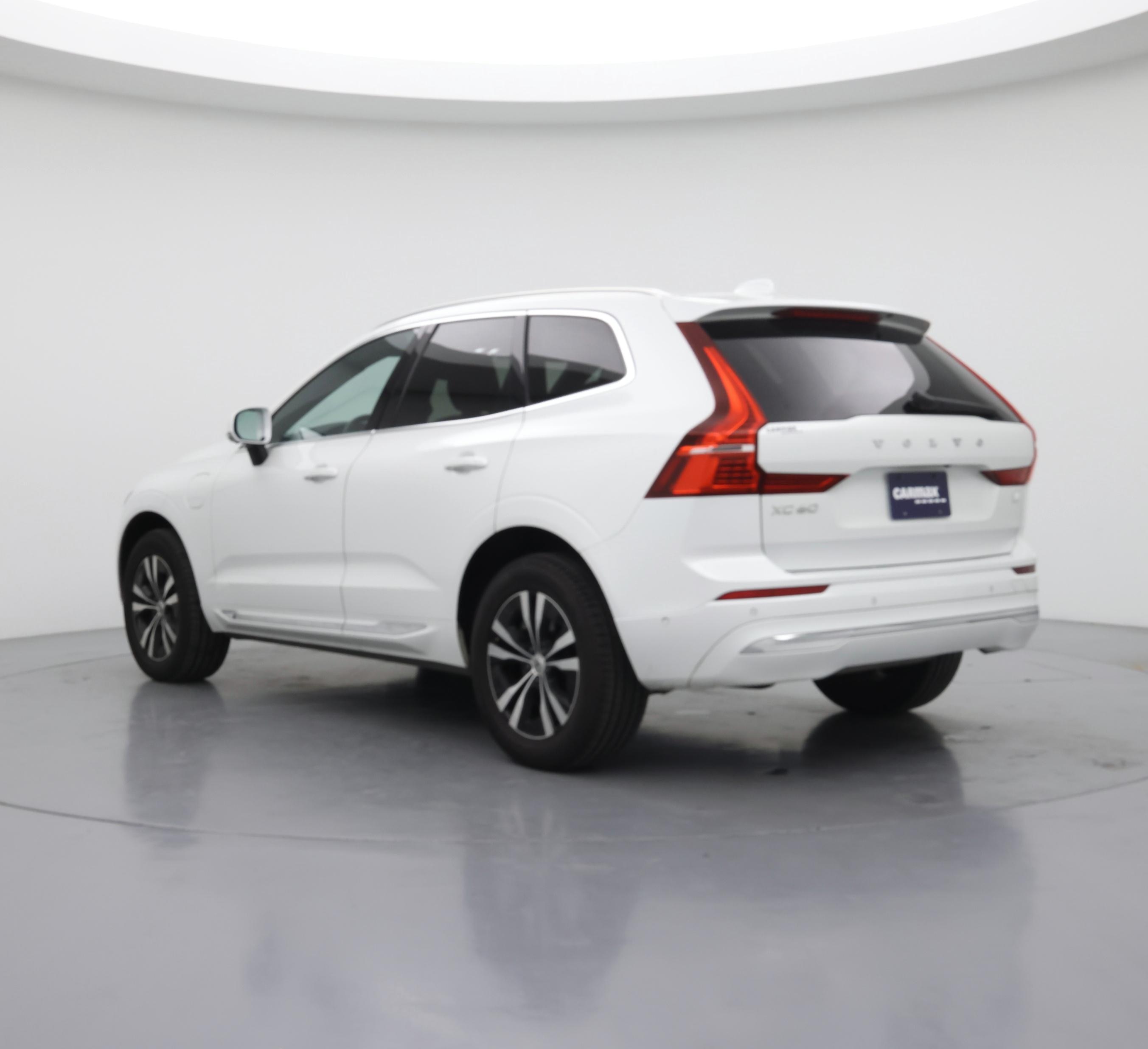 Thumbnail: 2022 Volvo XC60 - 2