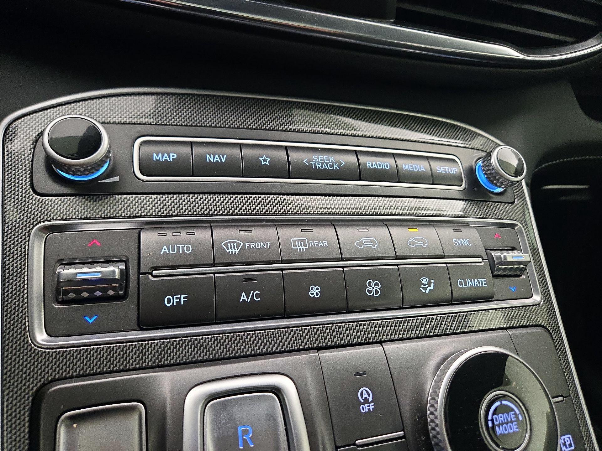 Thumbnail: 2023 Hyundai Santa Fe - 17