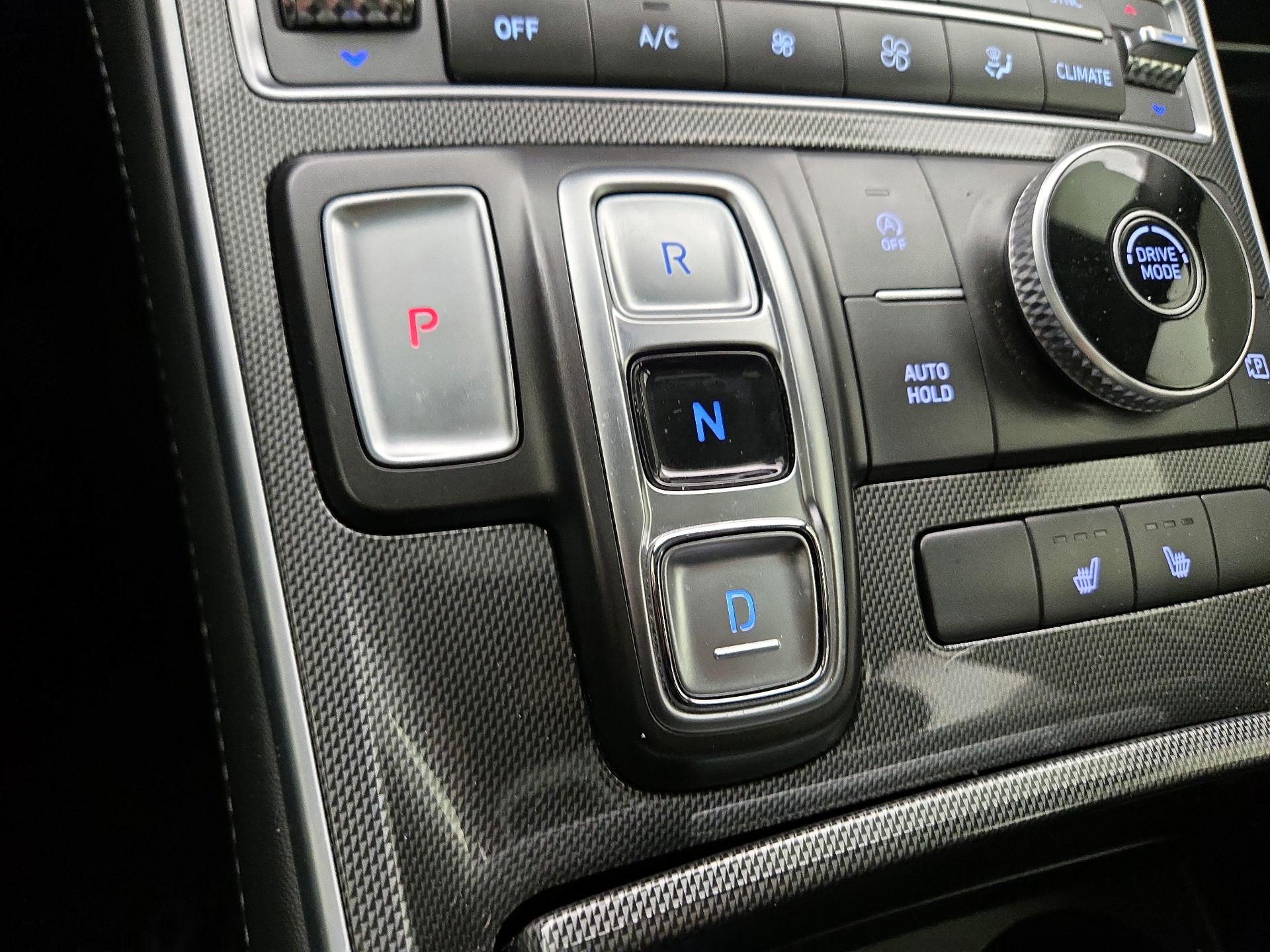 Thumbnail: 2023 Hyundai Santa Fe - 18