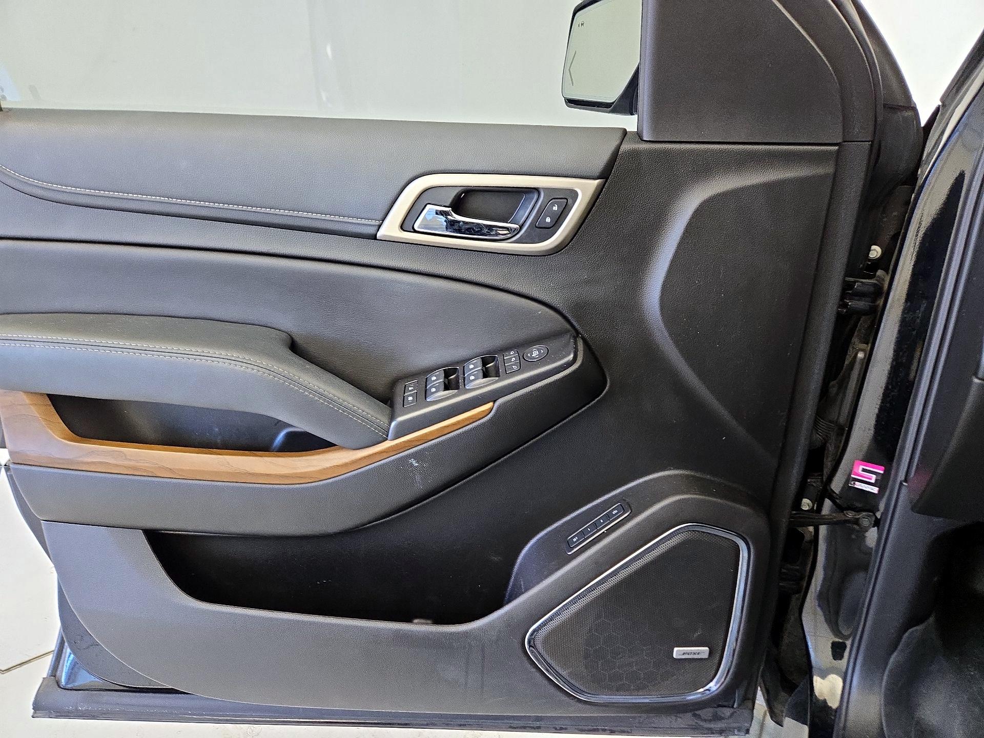 Thumbnail: 2020 GMC Yukon XL - 12