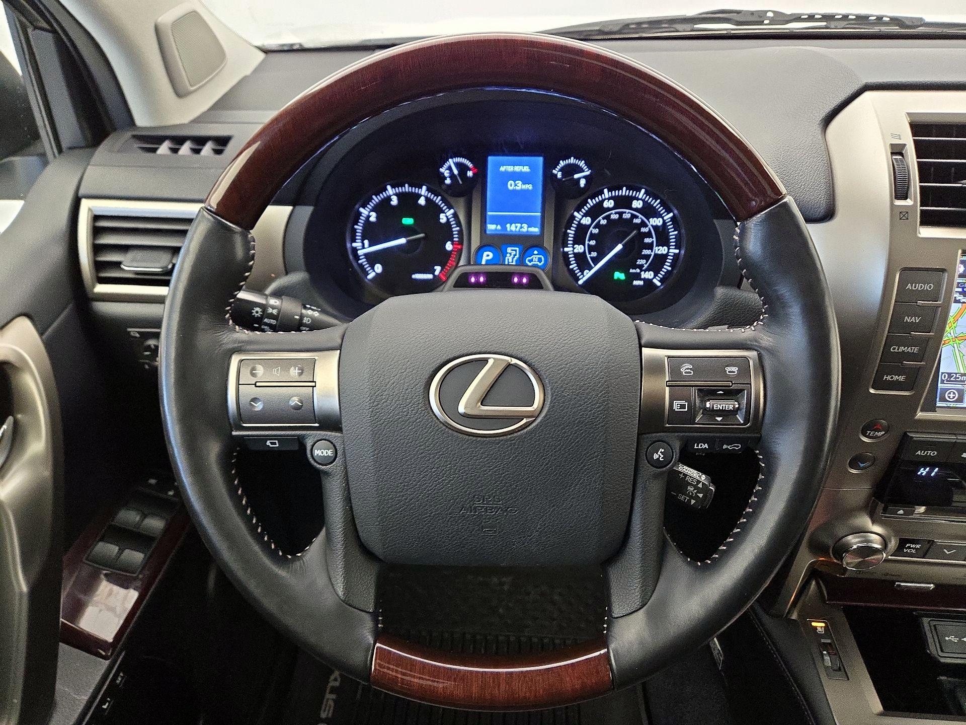 Thumbnail: 2019 Lexus GX - 10