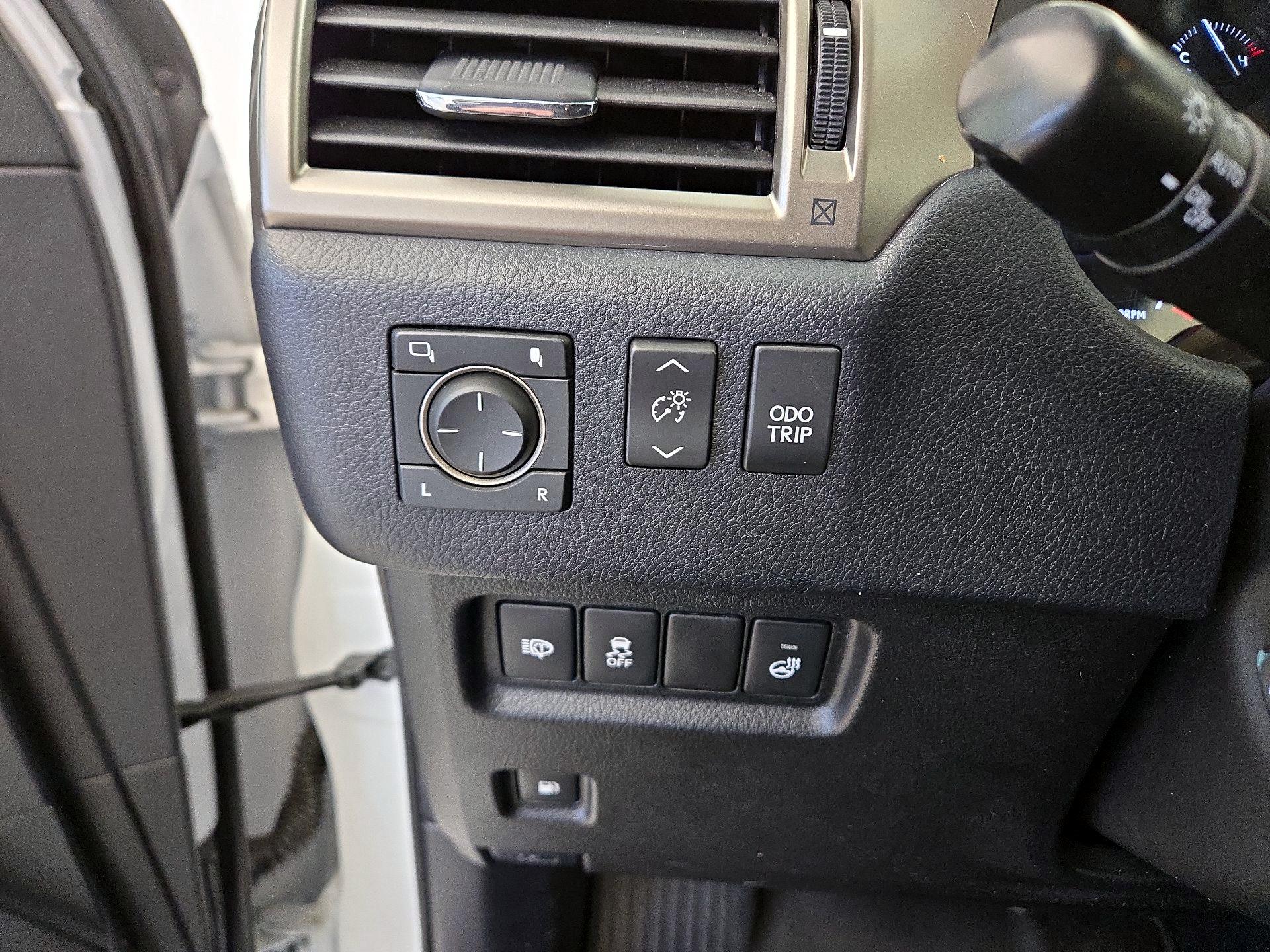 Thumbnail: 2019 Lexus GX - 13