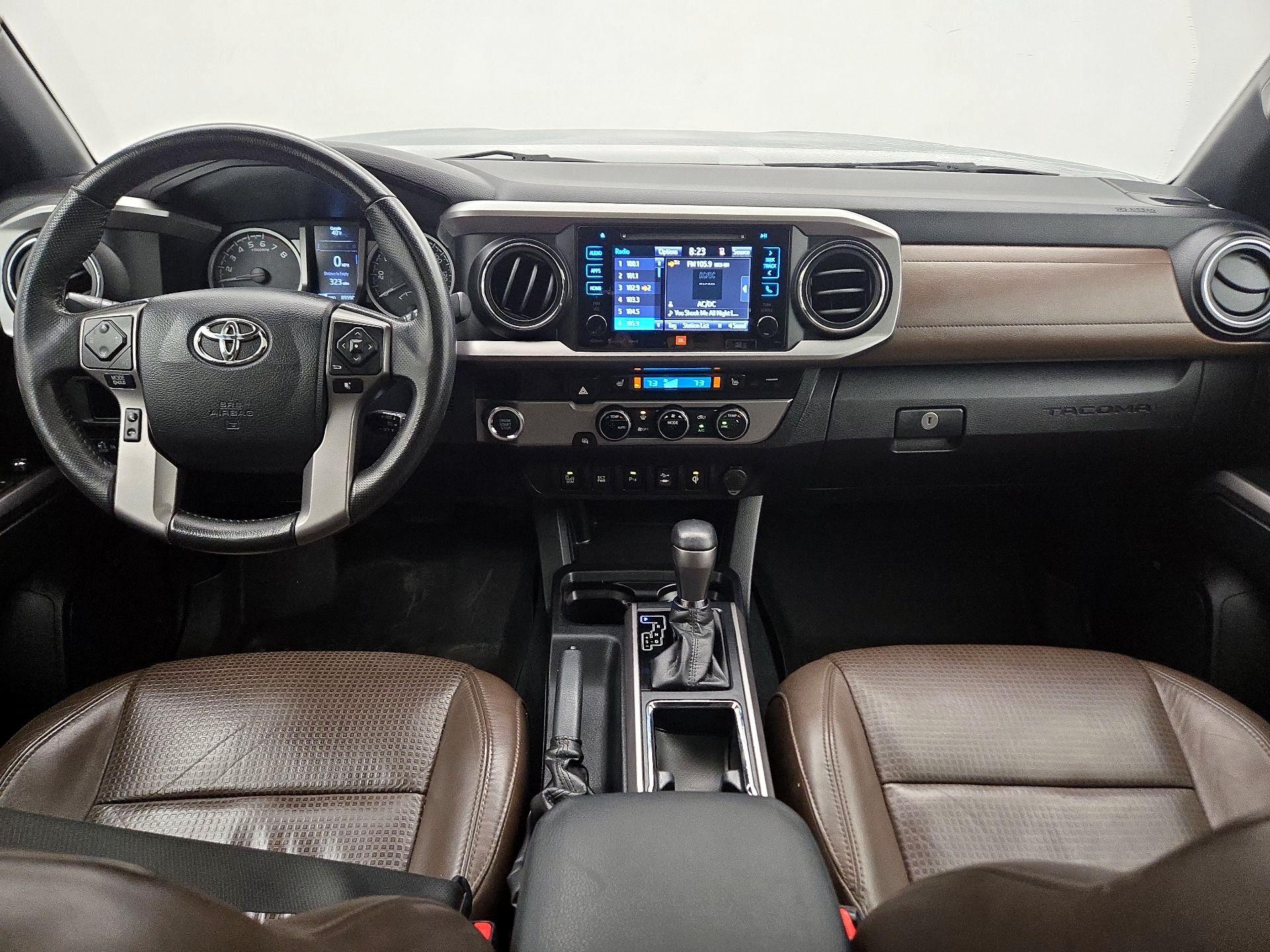 Thumbnail: 2017 Toyota Tacoma - 9