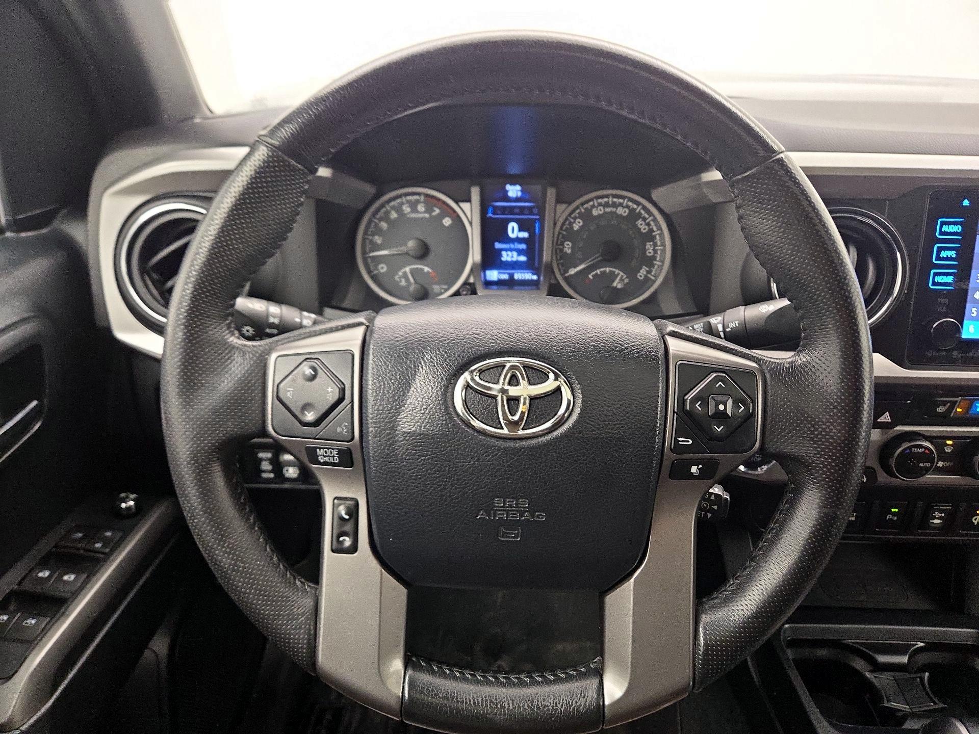 Thumbnail: 2017 Toyota Tacoma - 10