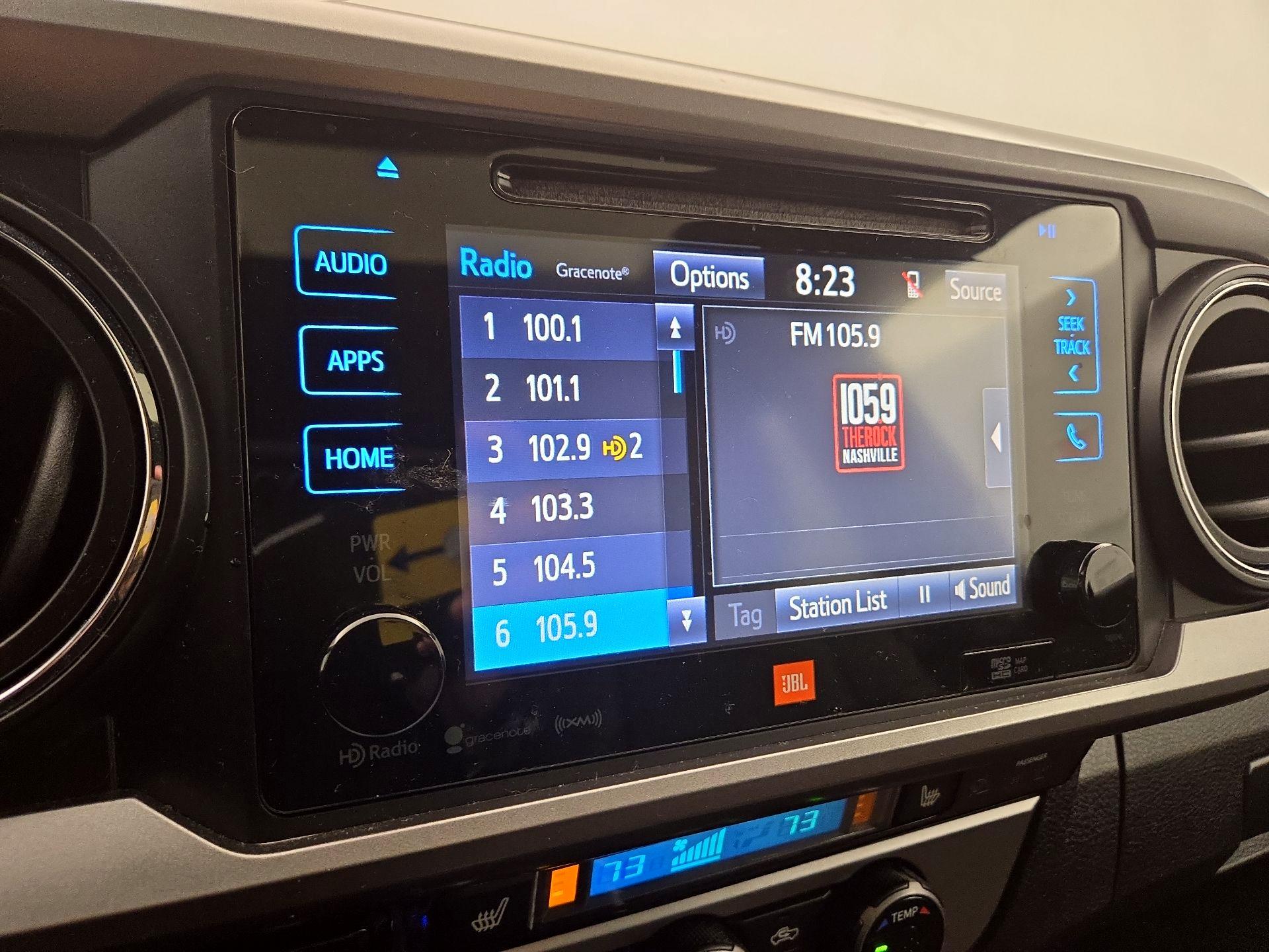 Thumbnail: 2017 Toyota Tacoma - 15