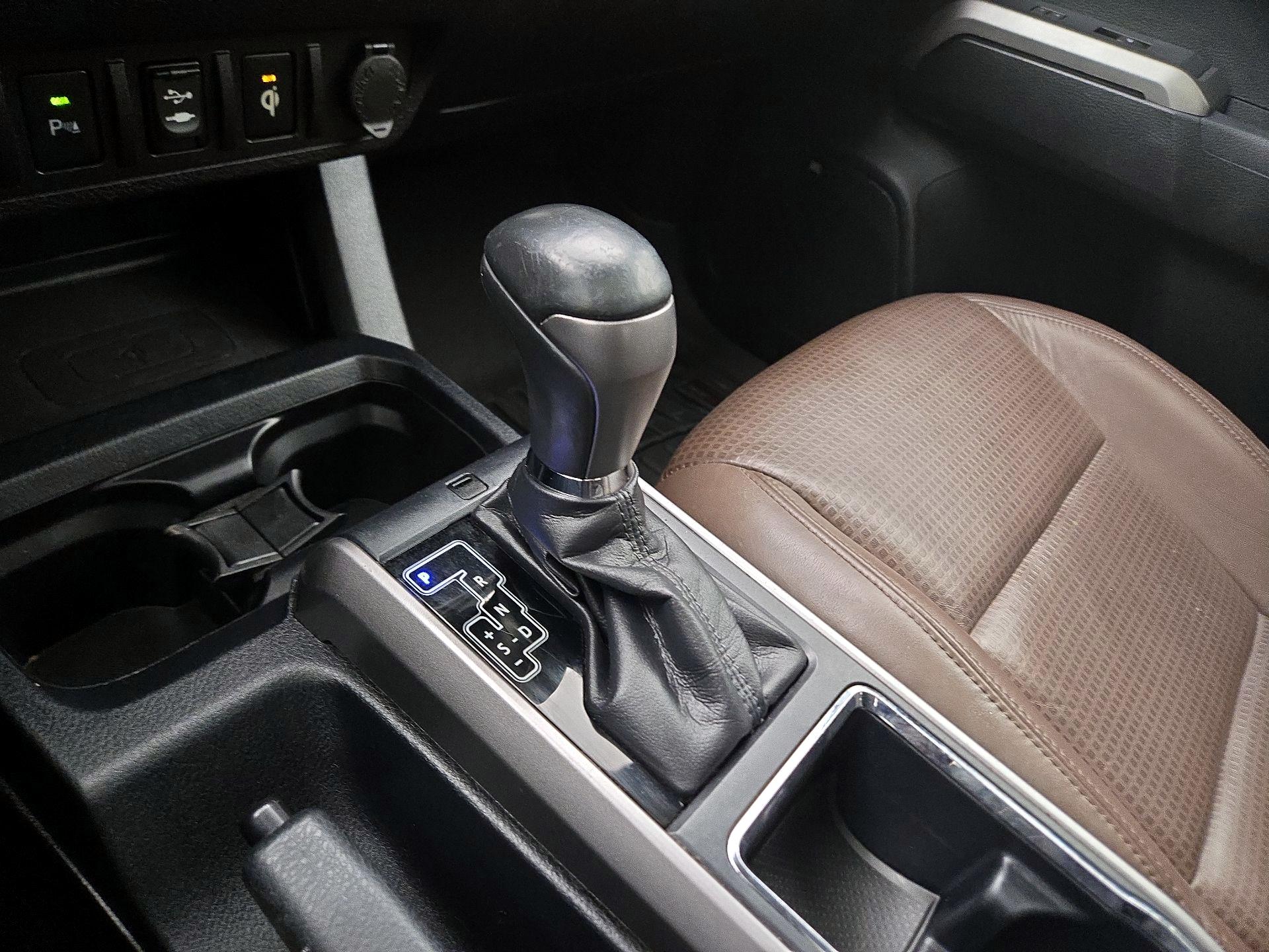 Thumbnail: 2017 Toyota Tacoma - 17