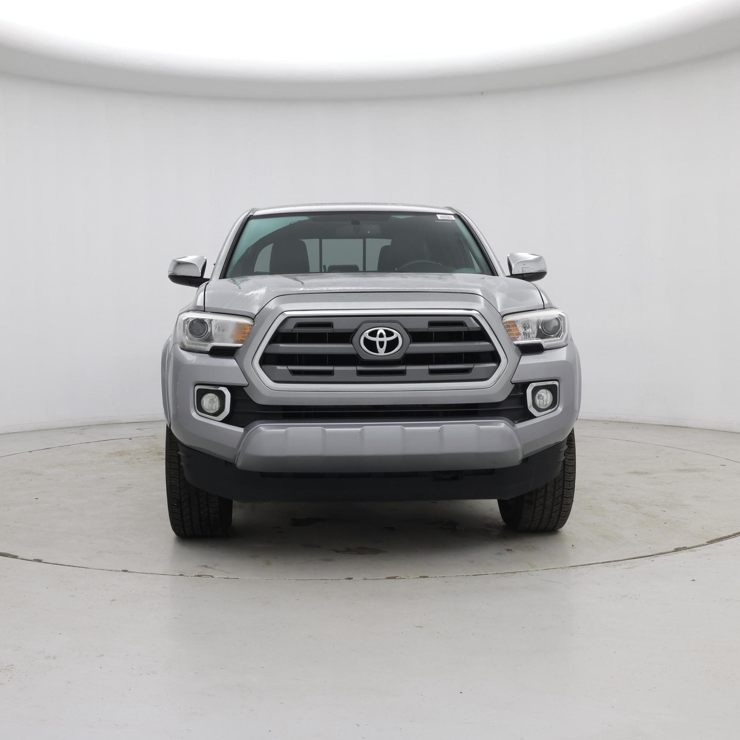 Thumbnail: 2017 Toyota Tacoma - 5
