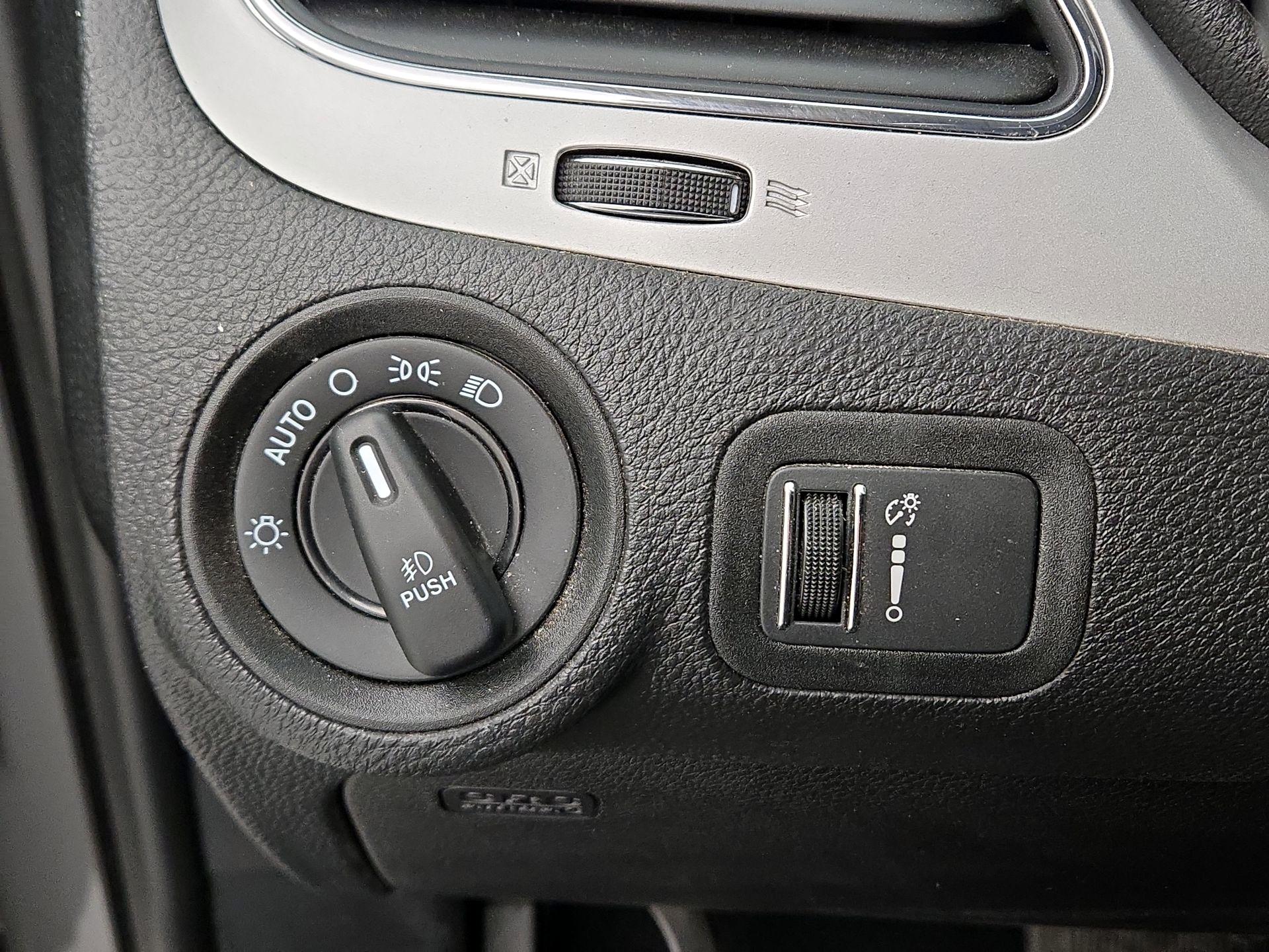 Thumbnail: 2019 Dodge Journey - 13