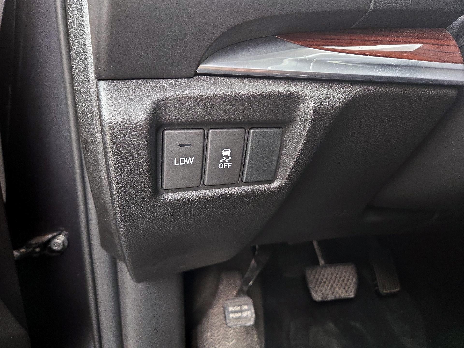 Thumbnail: 2015 Acura MDX - 13