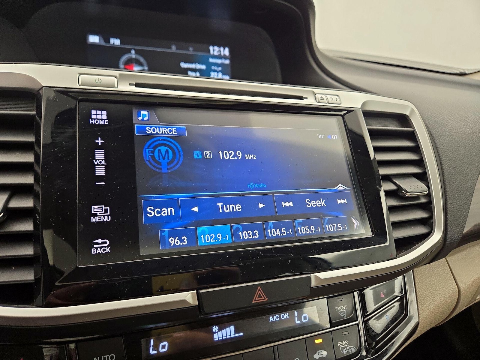 2016 Honda Accord EX-L - Photo 16