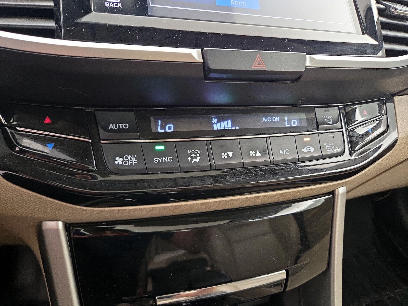 2016 Honda Accord EX-L - Photo 17
