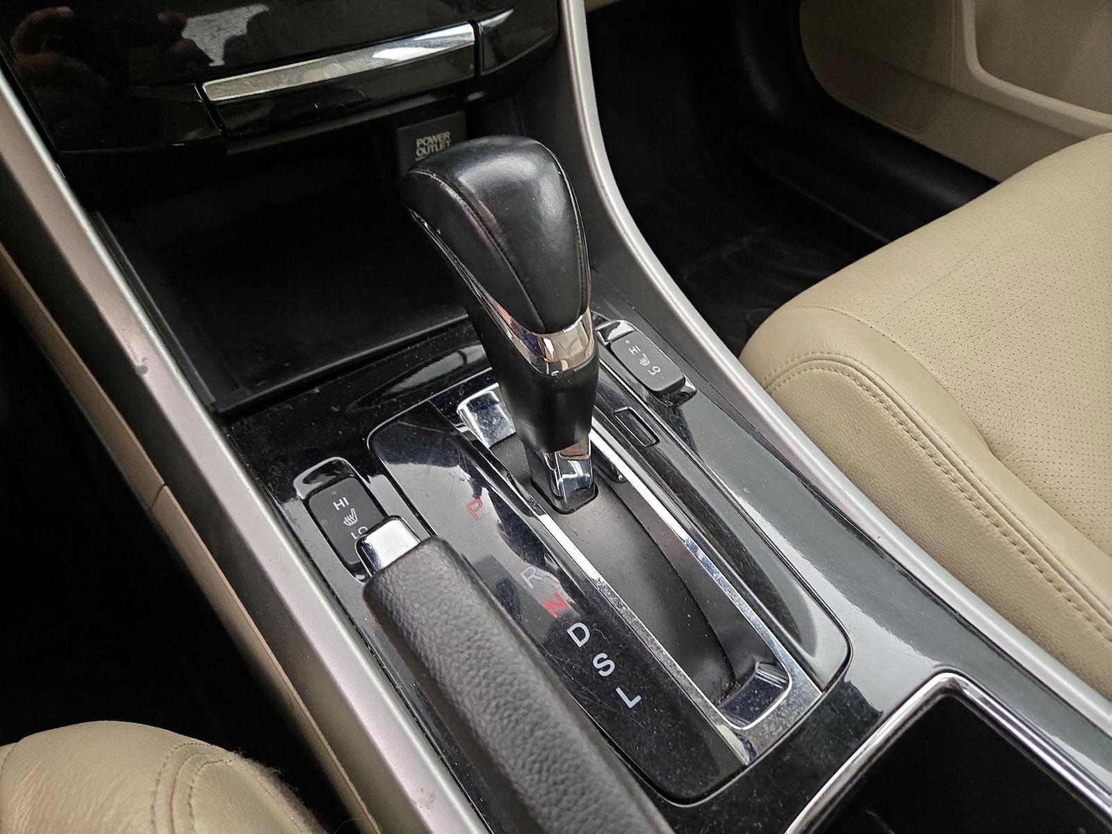 2016 Honda Accord EX-L - Photo 18
