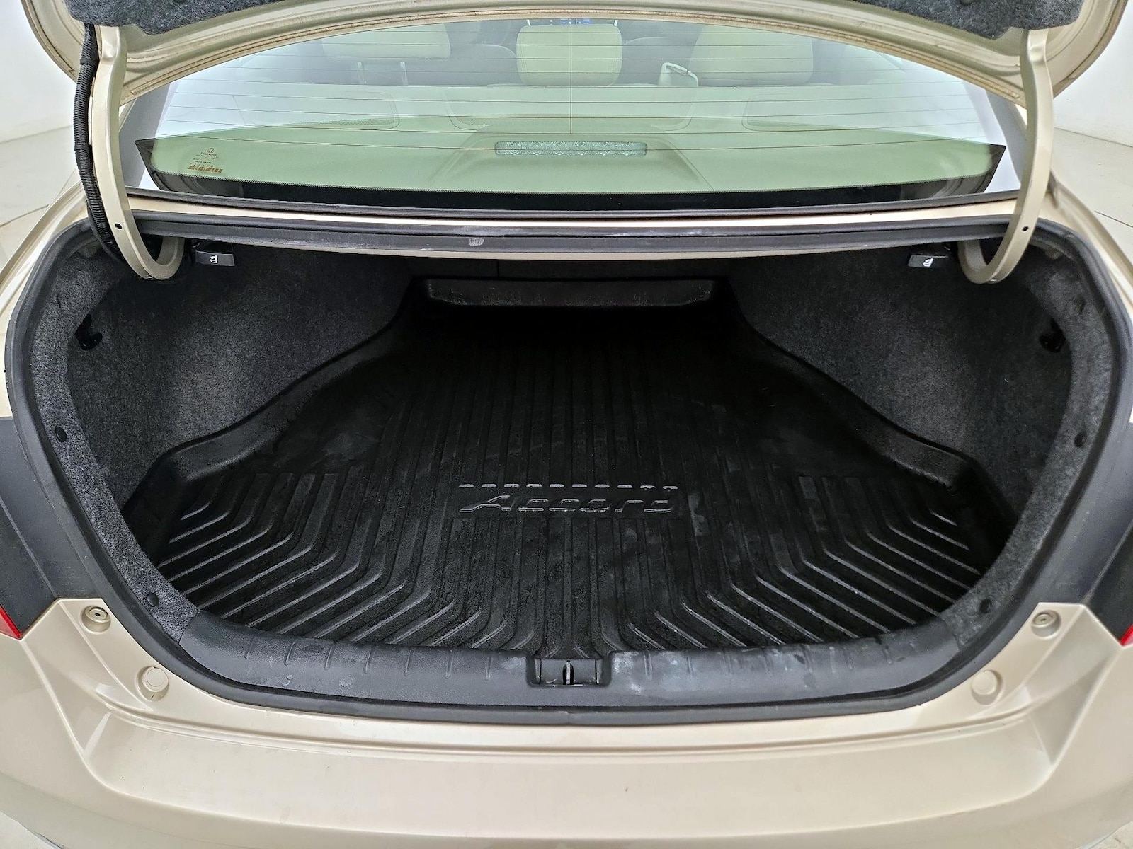 2016 Honda Accord EX-L - Photo 22
