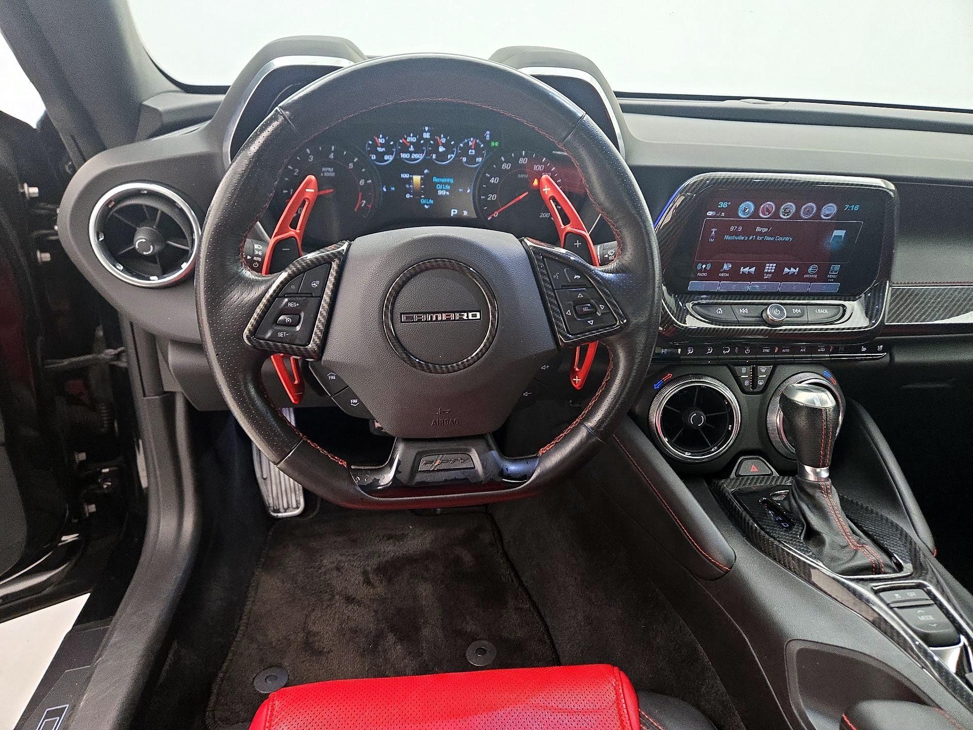 Thumbnail: 2017 Chevrolet Camaro - 10