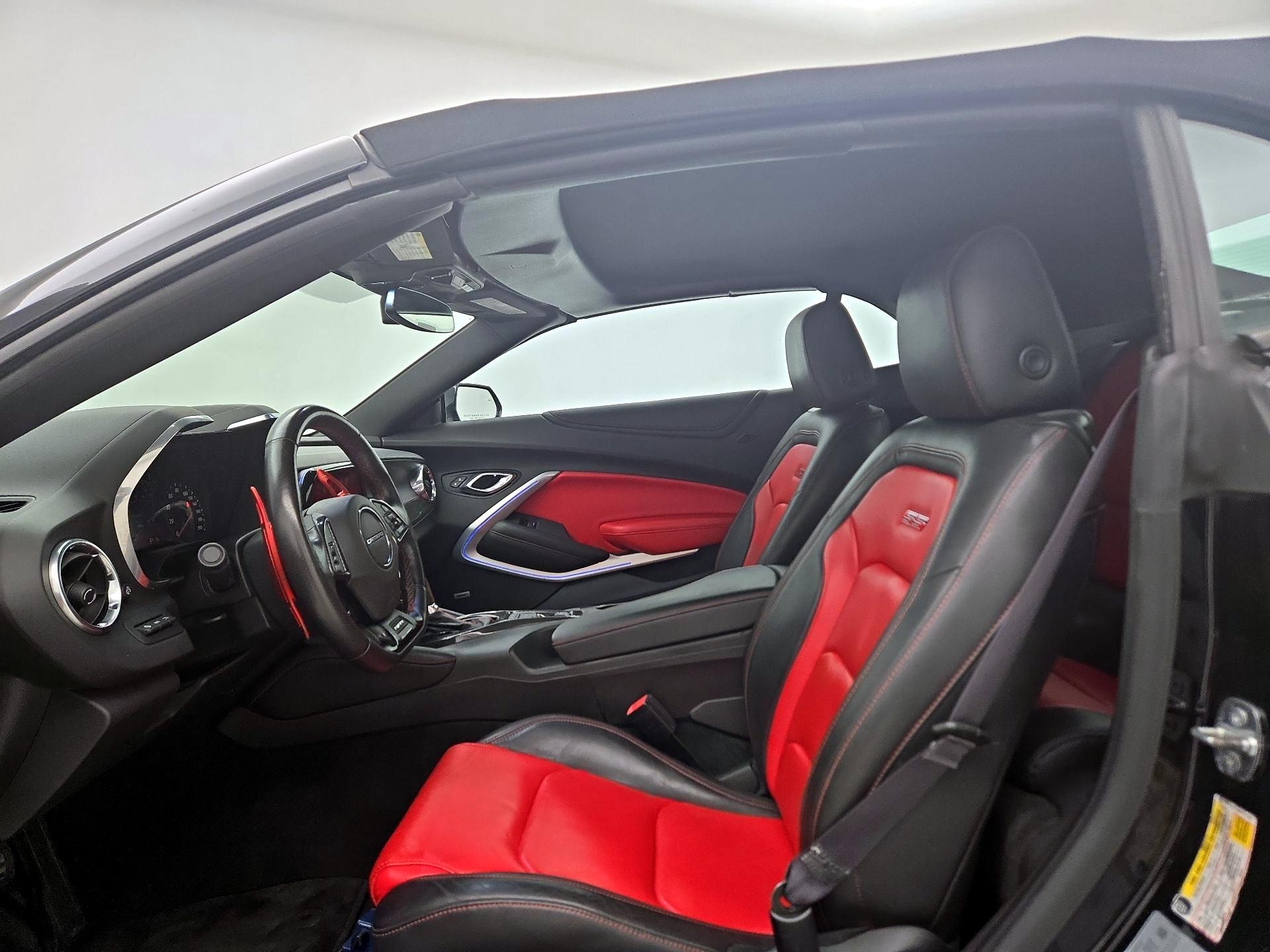 Thumbnail: 2017 Chevrolet Camaro - 11