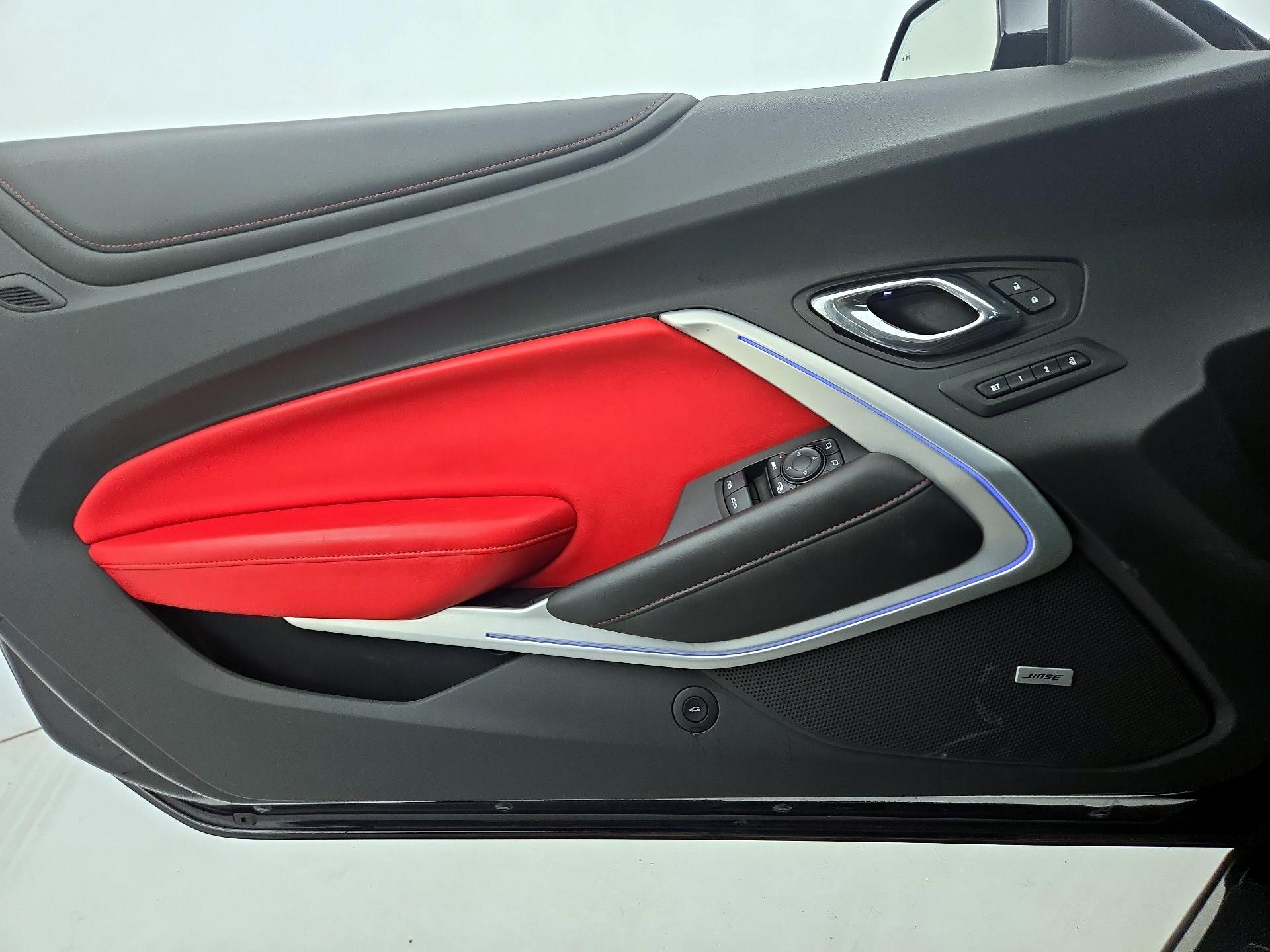 Thumbnail: 2017 Chevrolet Camaro - 12