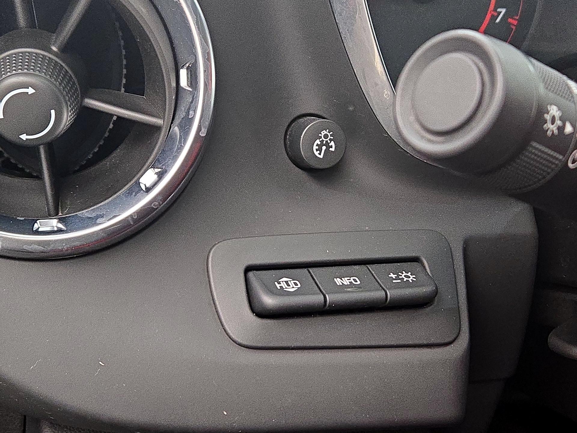 Thumbnail: 2017 Chevrolet Camaro - 13