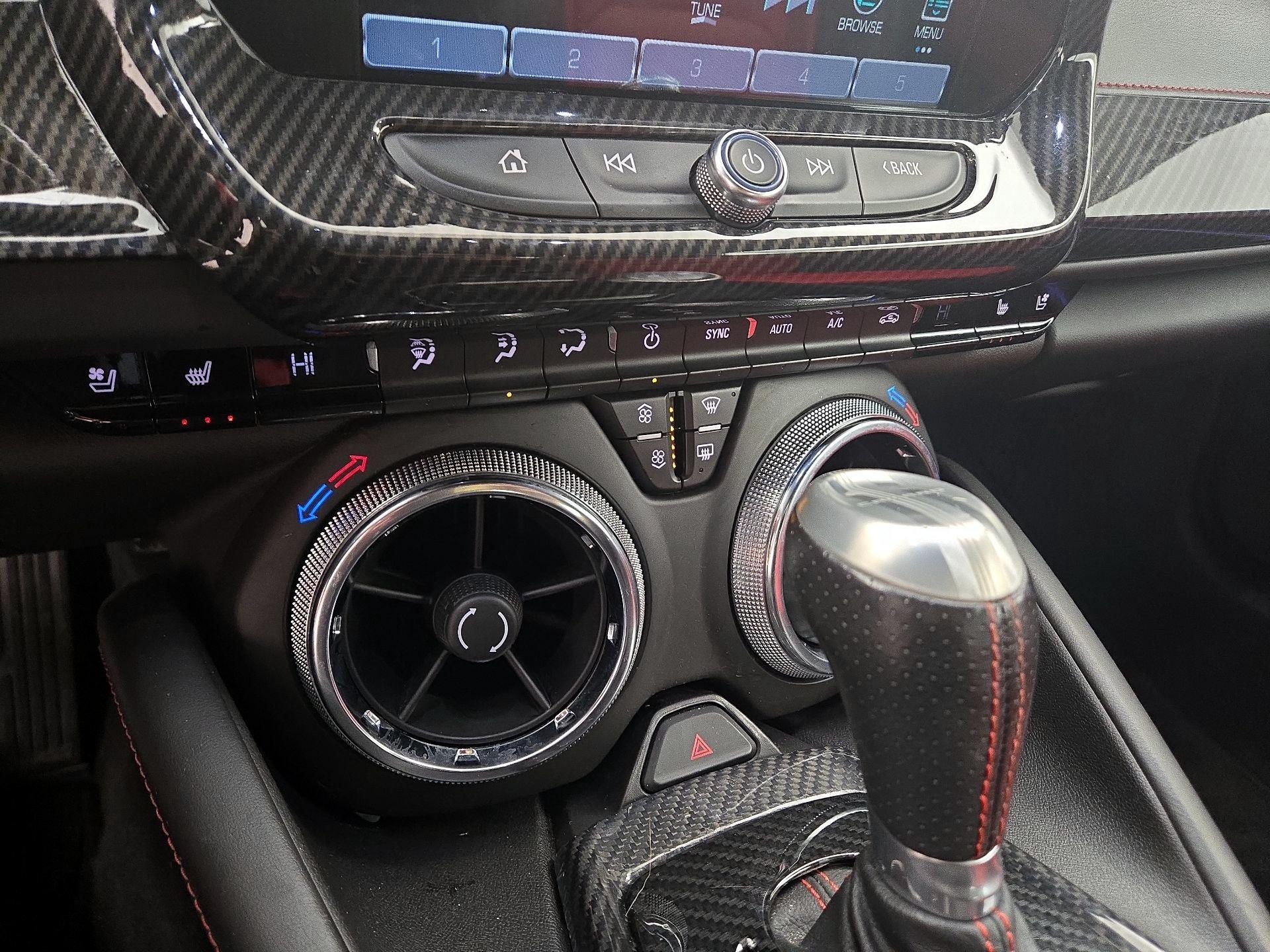 Thumbnail: 2017 Chevrolet Camaro - 16