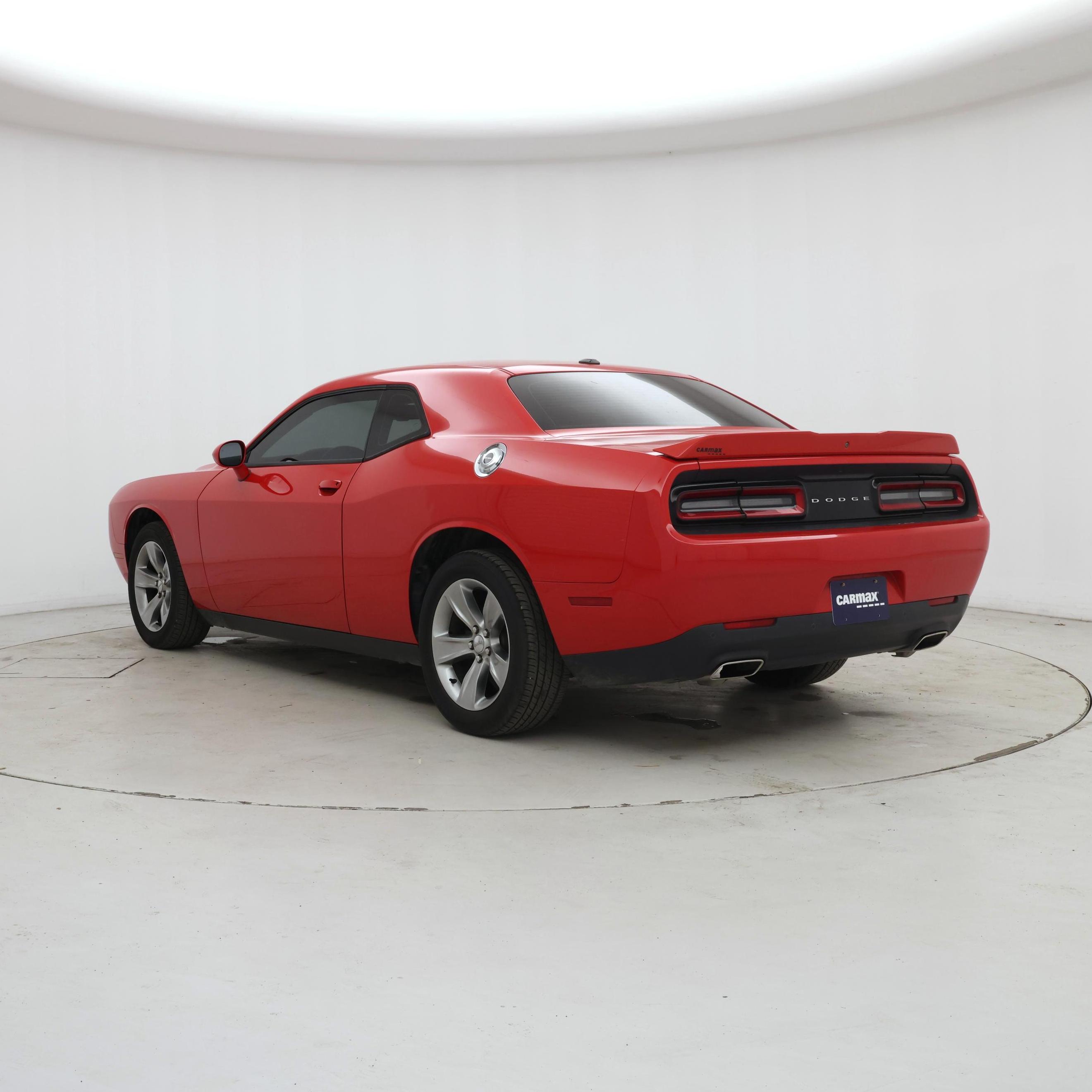 Thumbnail: 2019 Dodge Challenger - 2