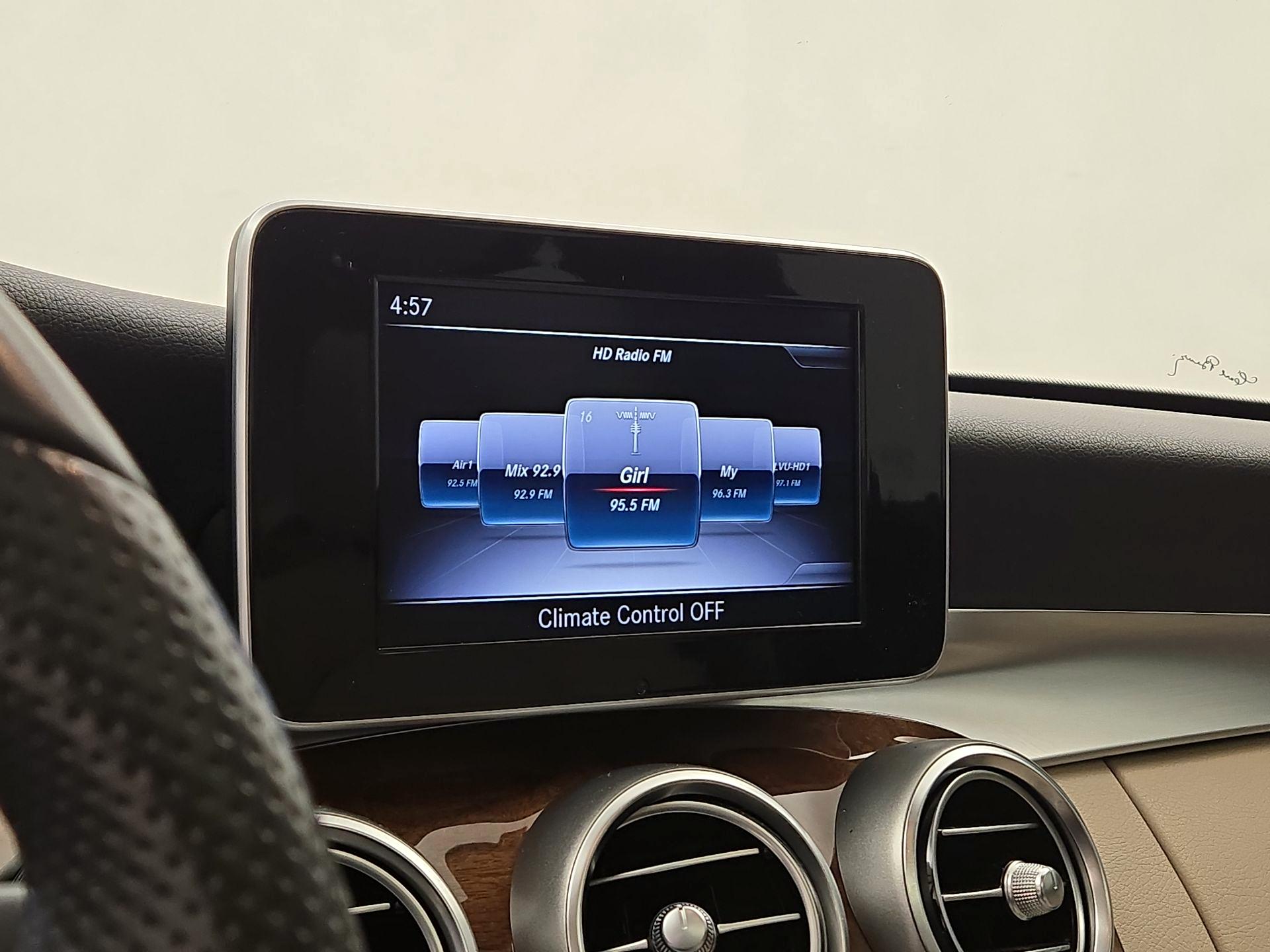 Thumbnail: 2018 Mercedes-Benz C-Class - 15