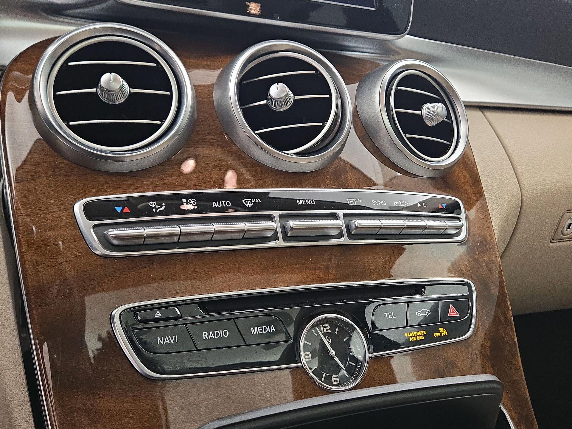 Thumbnail: 2018 Mercedes-Benz C-Class - 16