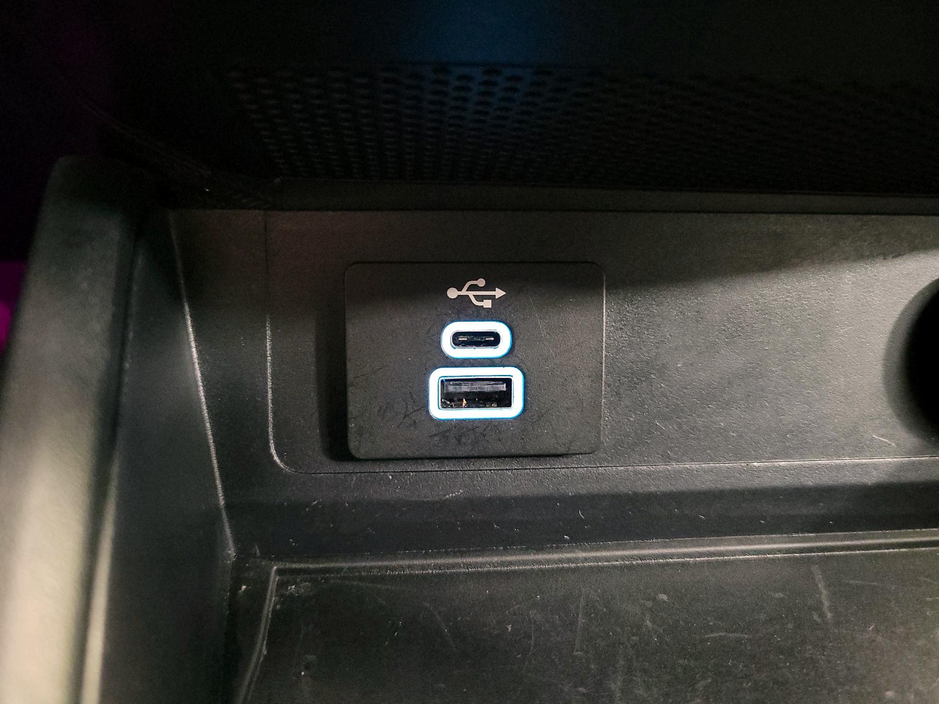 Thumbnail: 2025 Ford Mustang - 18