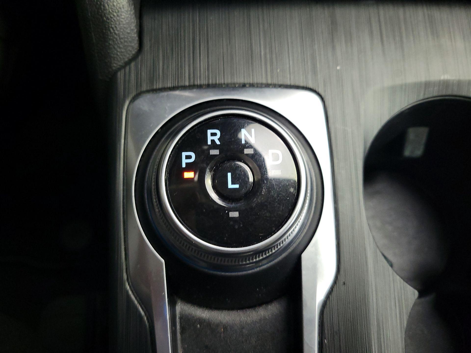 Thumbnail: 2022 Ford Escape - 17