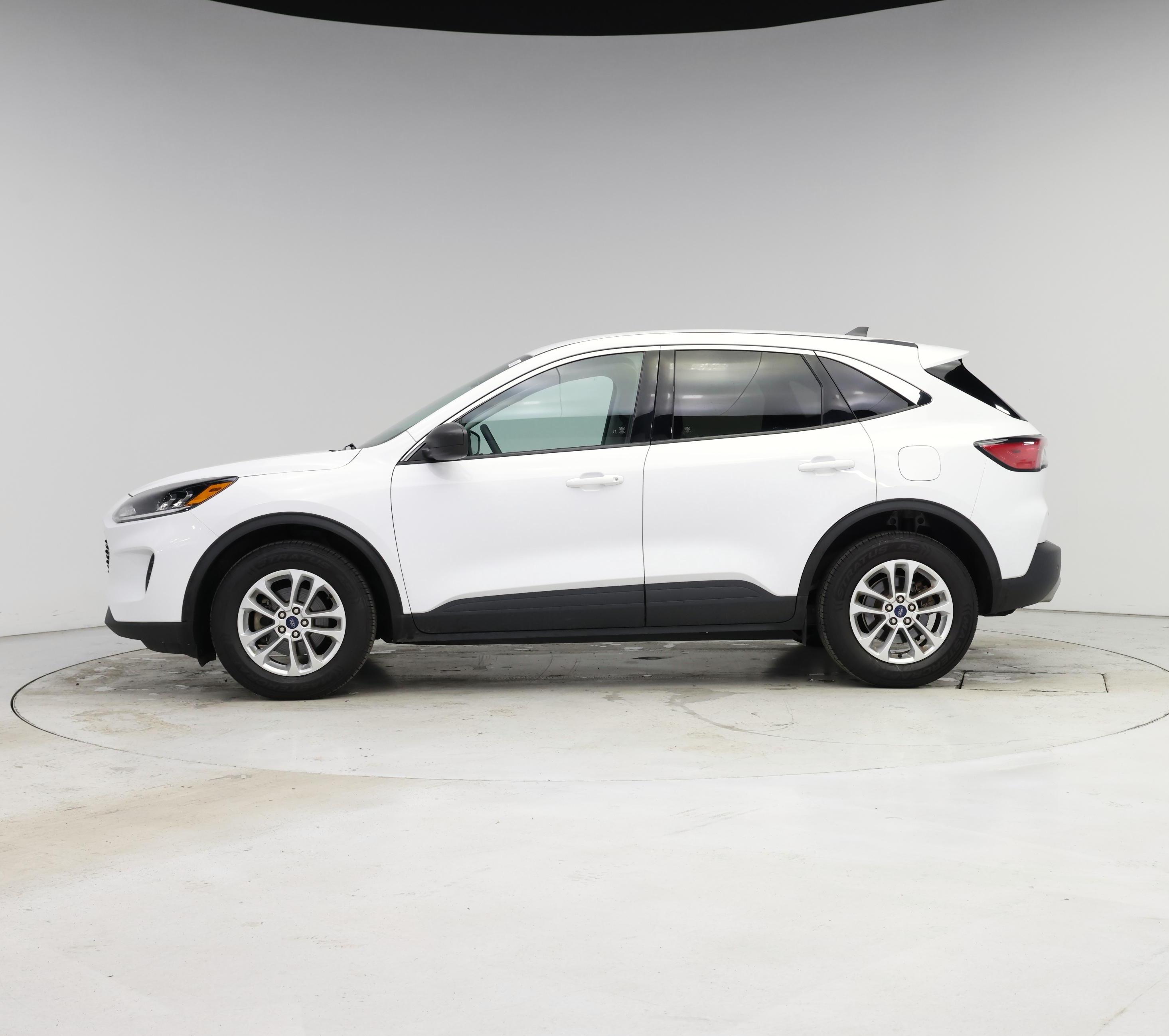 Thumbnail: 2022 Ford Escape - 3