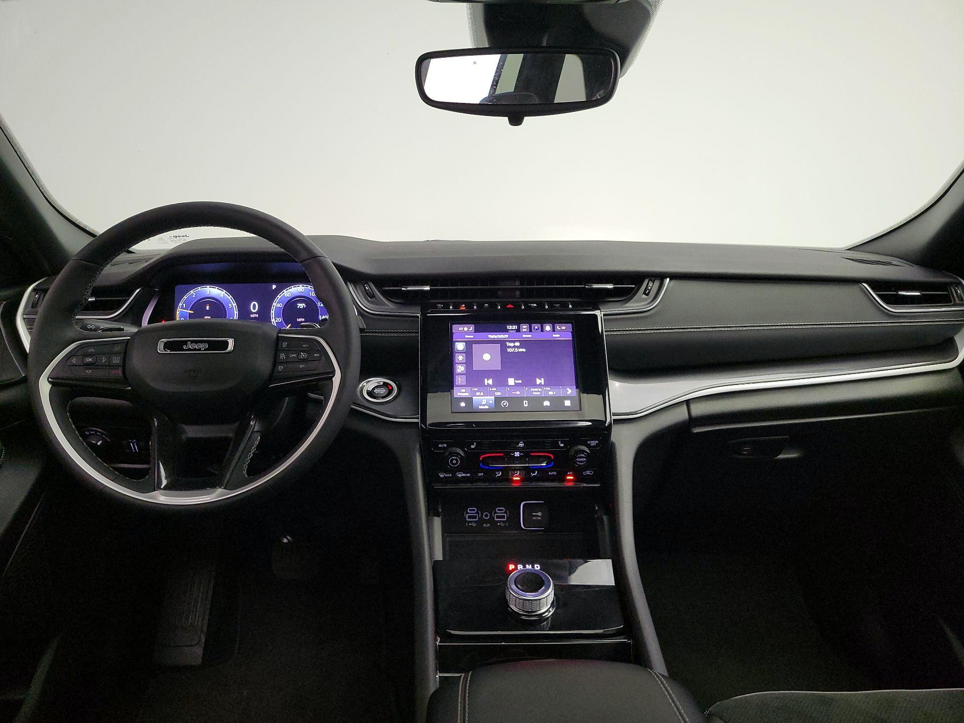 Thumbnail: 2023 Jeep Grand Cherokee - 9