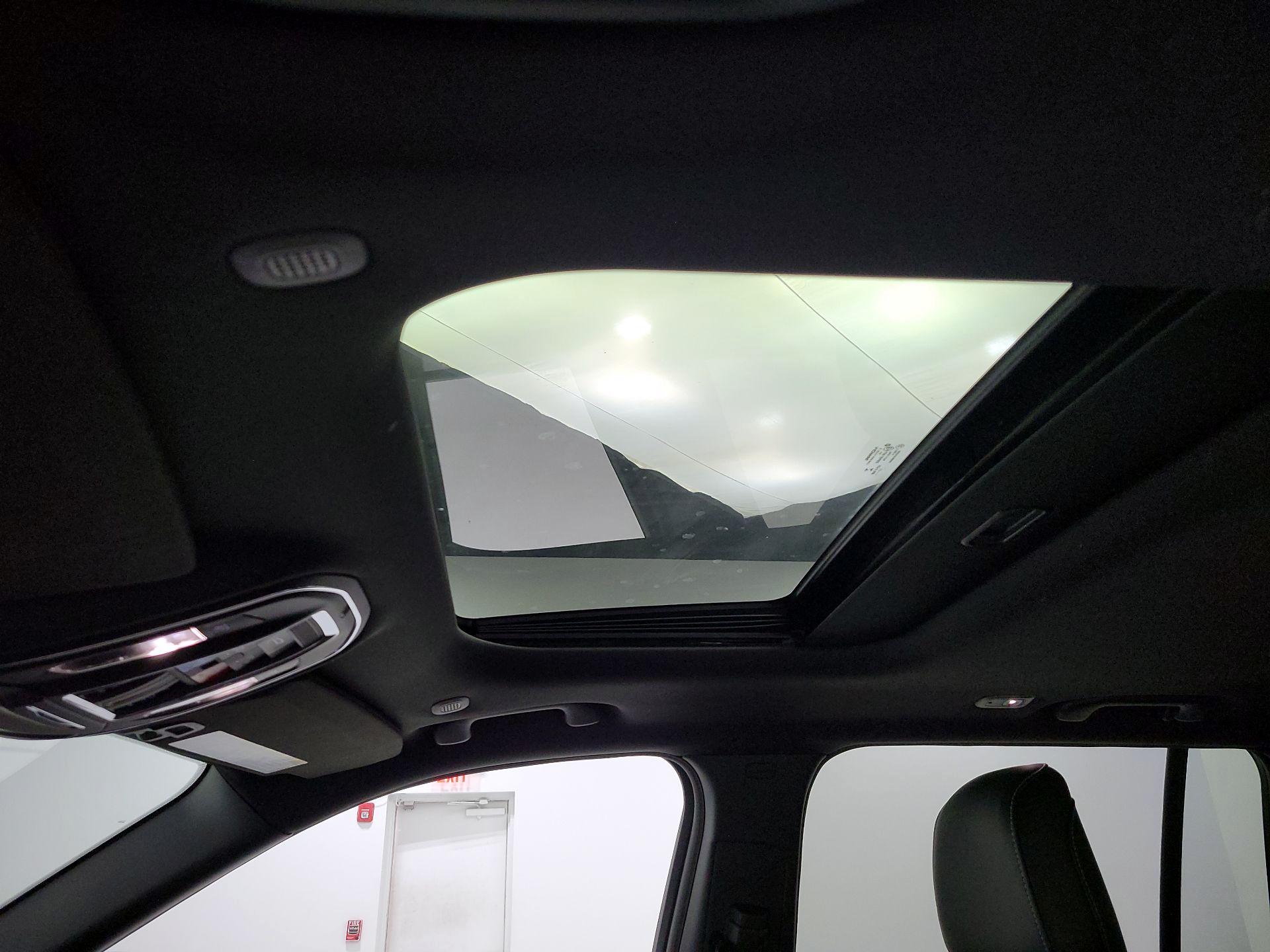 Thumbnail: 2023 Jeep Grand Cherokee - 19