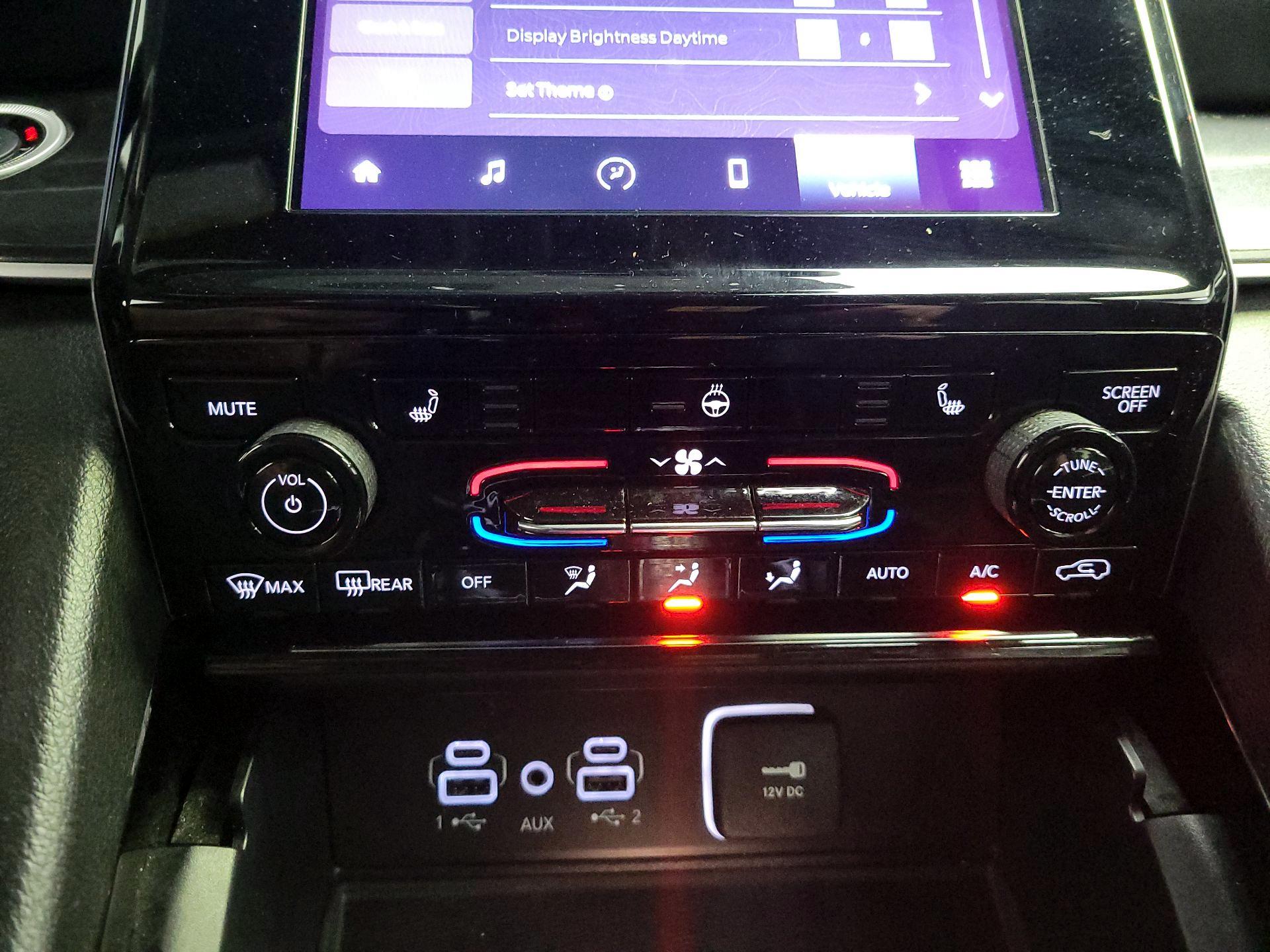 Thumbnail: 2023 Jeep Grand Cherokee - 16