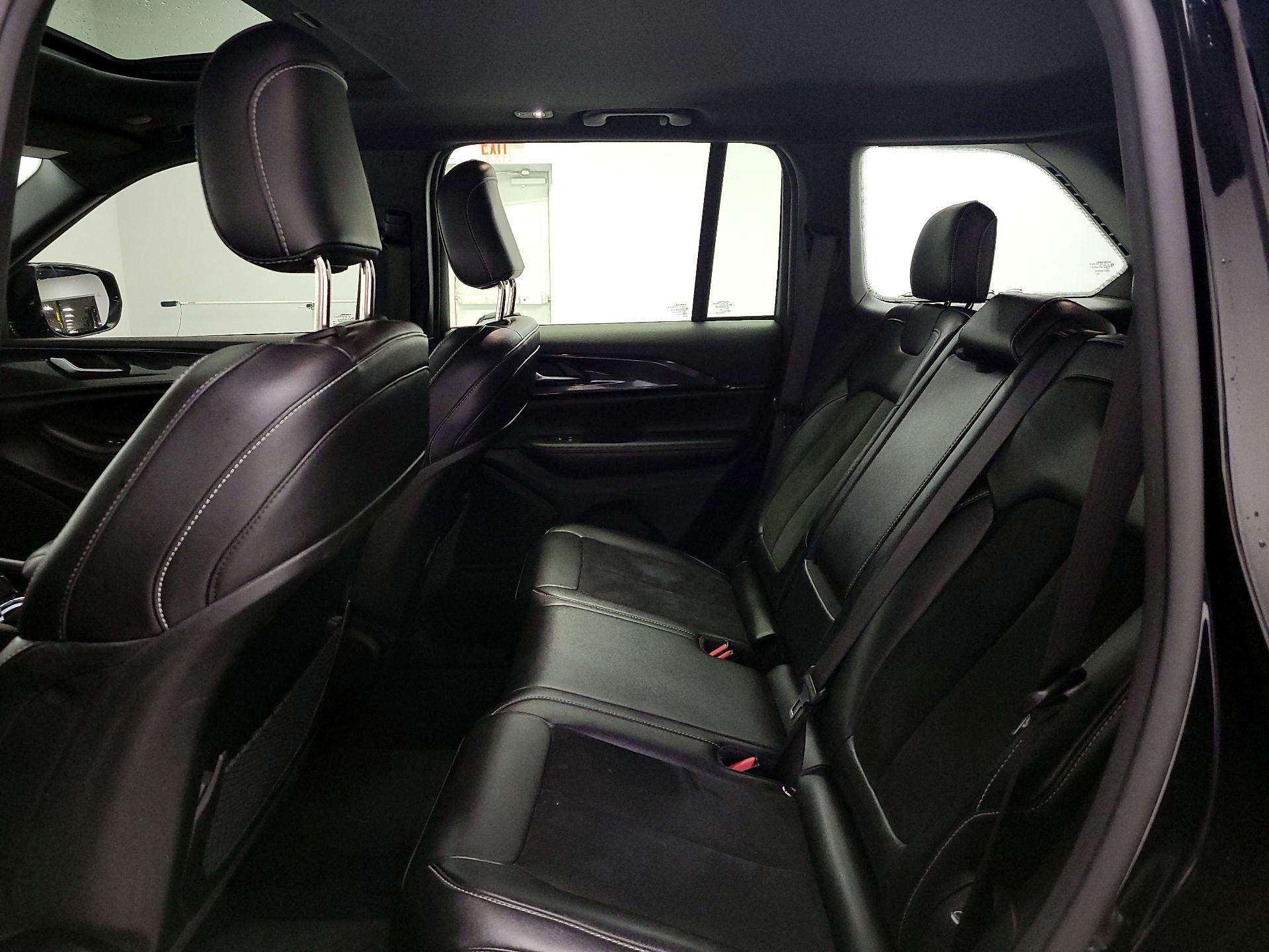 Thumbnail: 2023 Jeep Grand Cherokee - 20