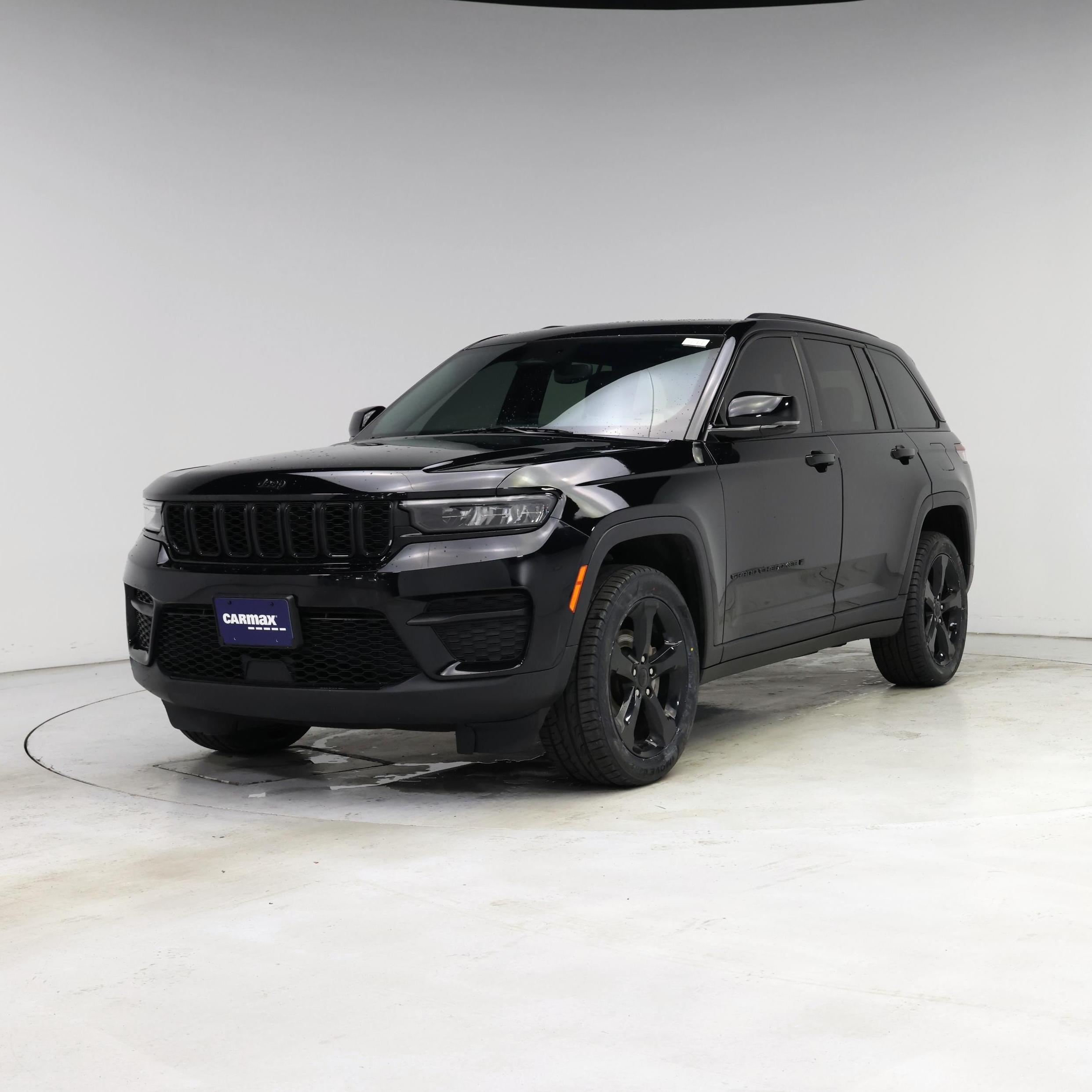 Thumbnail: 2023 Jeep Grand Cherokee - 4