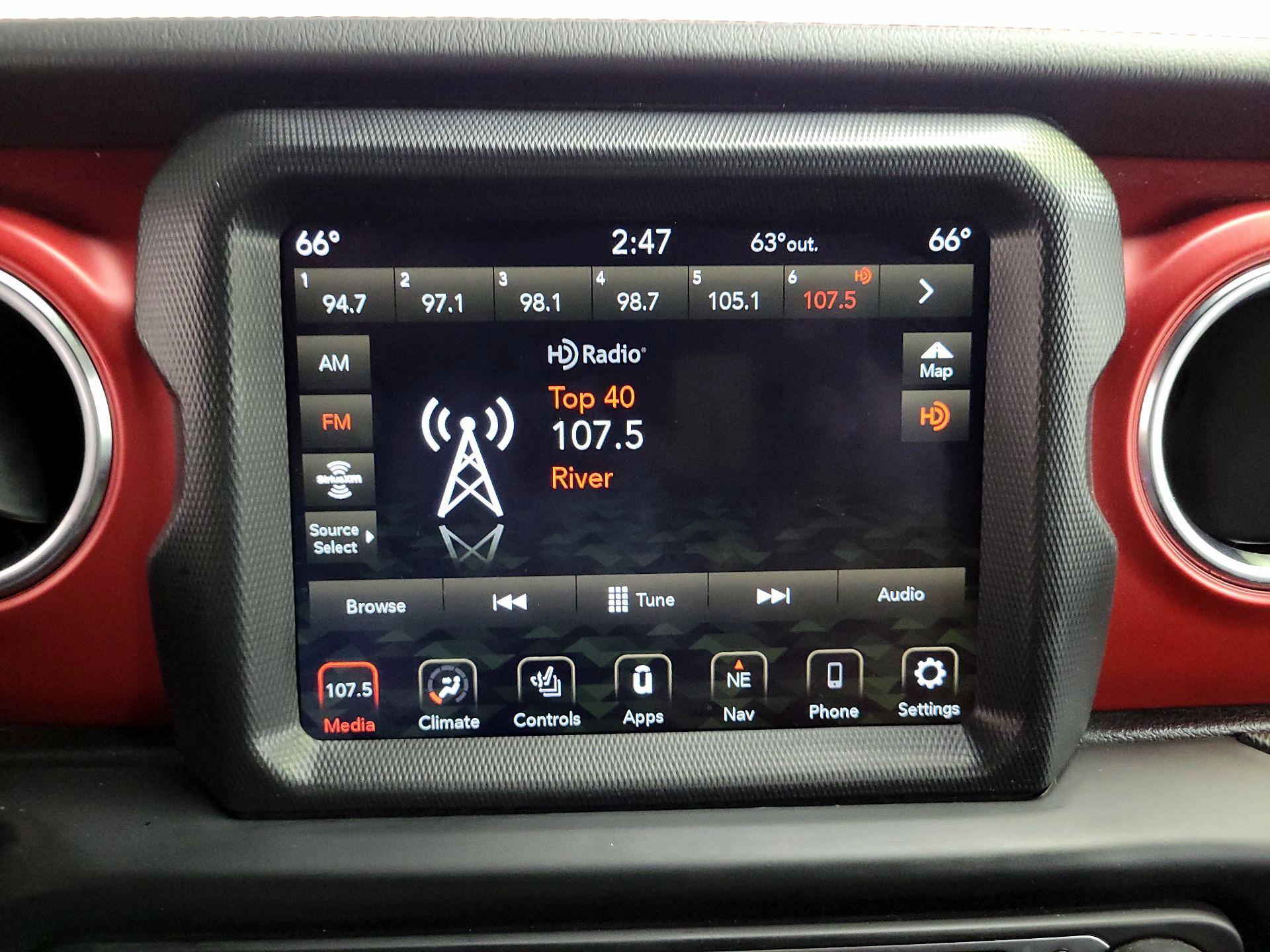 Thumbnail: 2022 Jeep Wrangler - 16